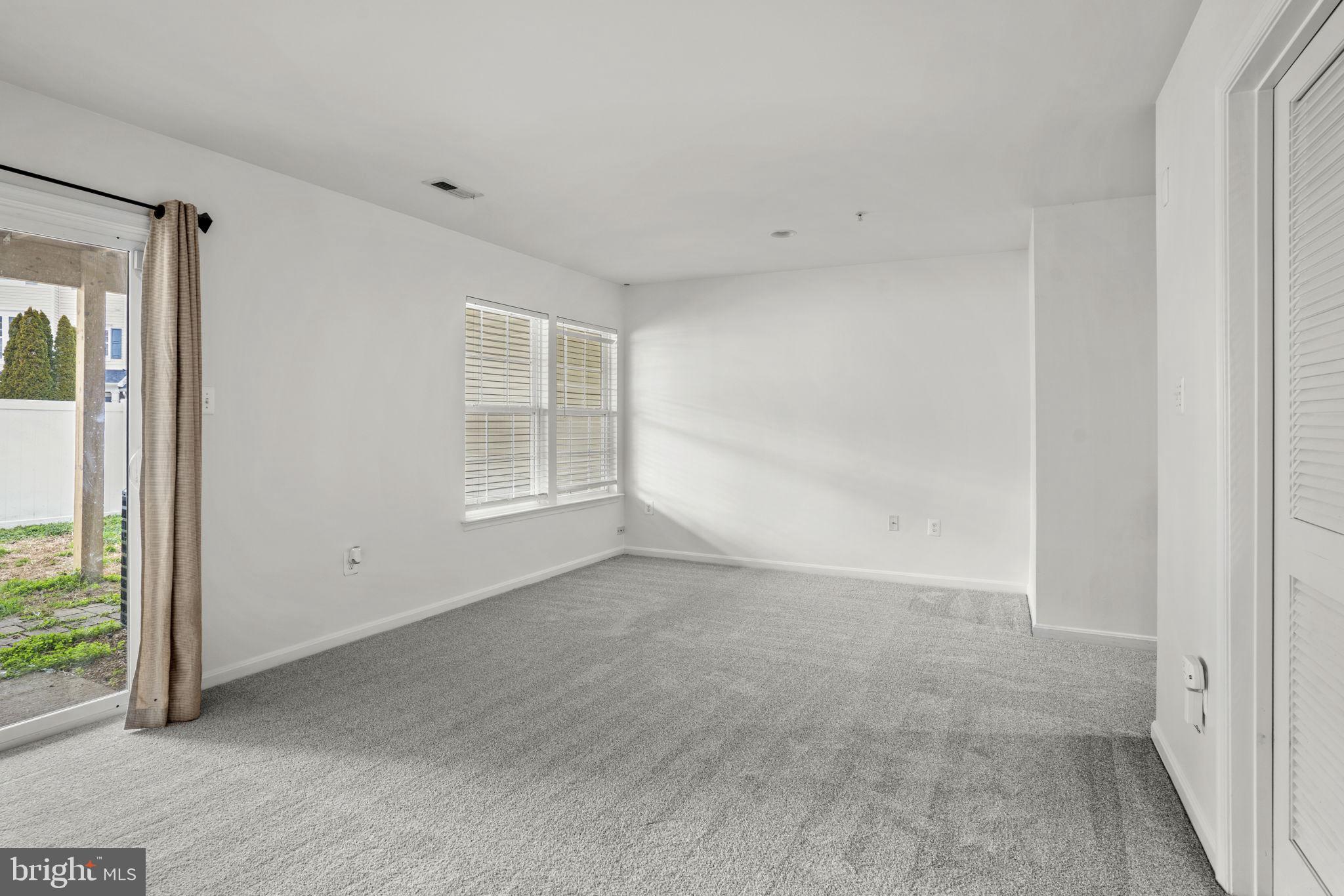 BEVERLY HILLS - Residential