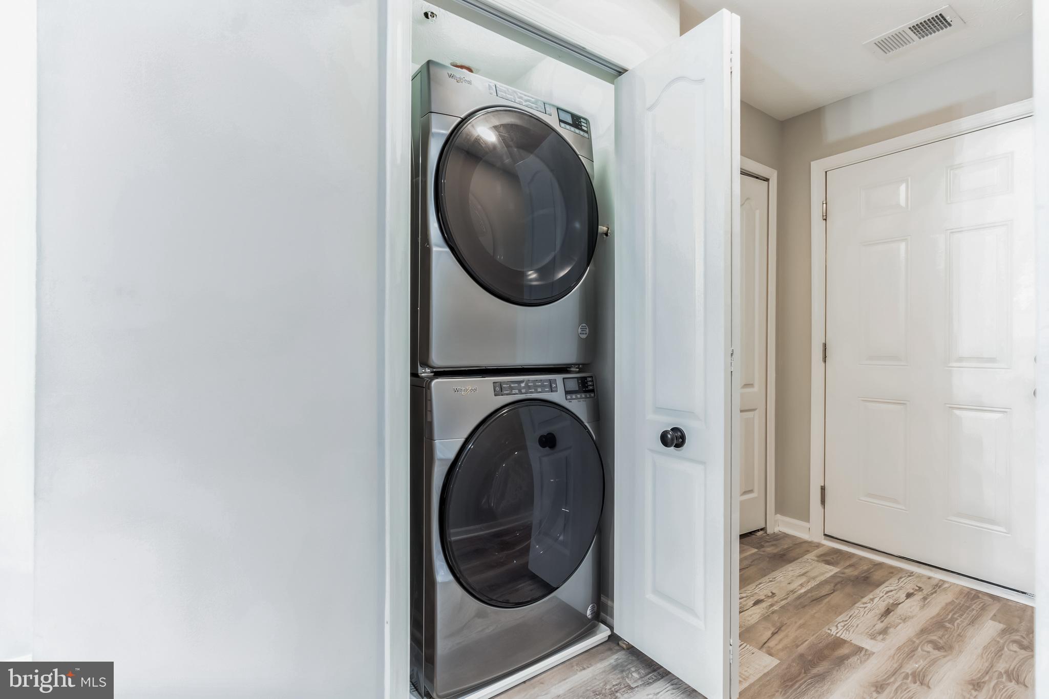 LARGO TOWN CENTER CONDOMINIUMS - Residential