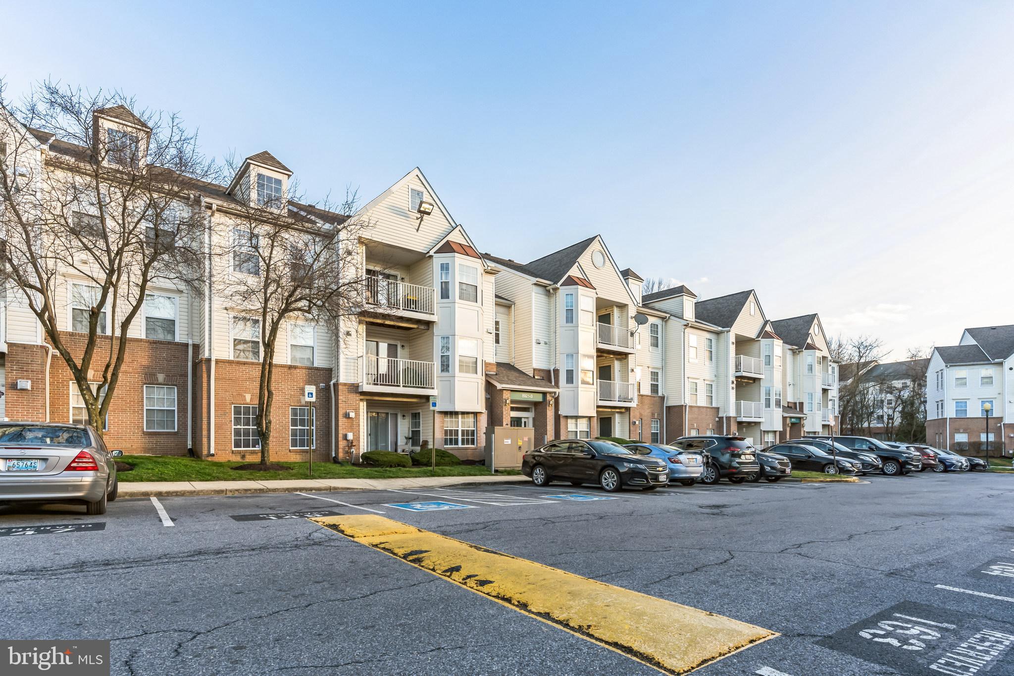 LARGO TOWN CENTER CONDOMINIUMS - Residential