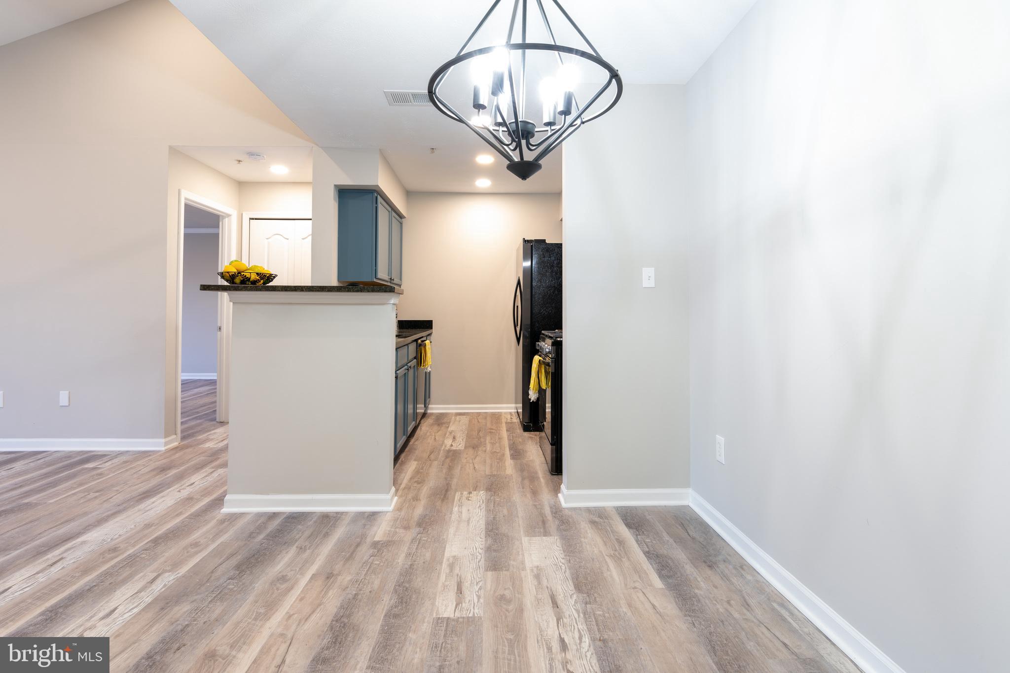 LARGO TOWN CENTER CONDOMINIUMS - Residential