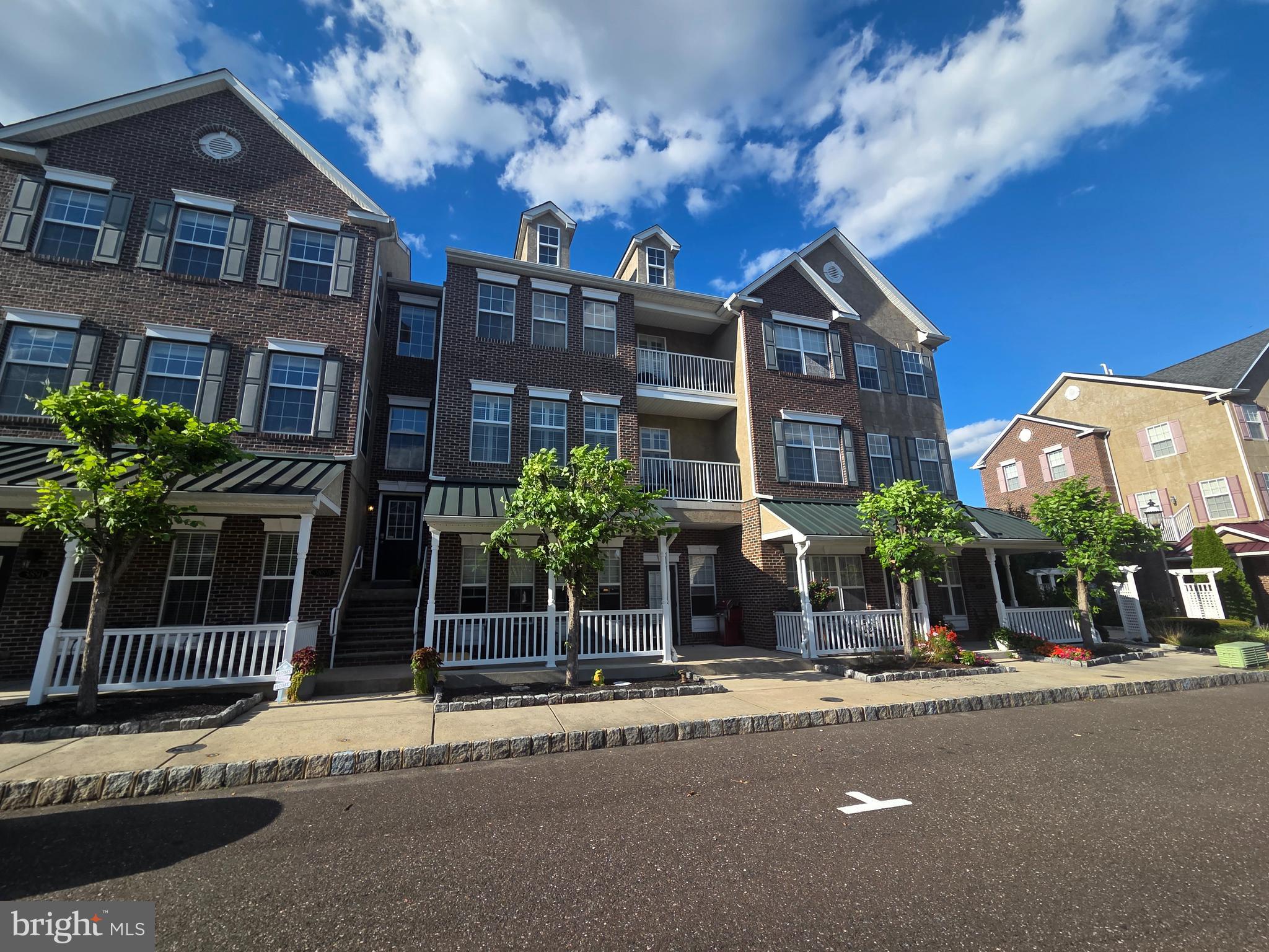 3885 ASHLAND DRIVE D-2