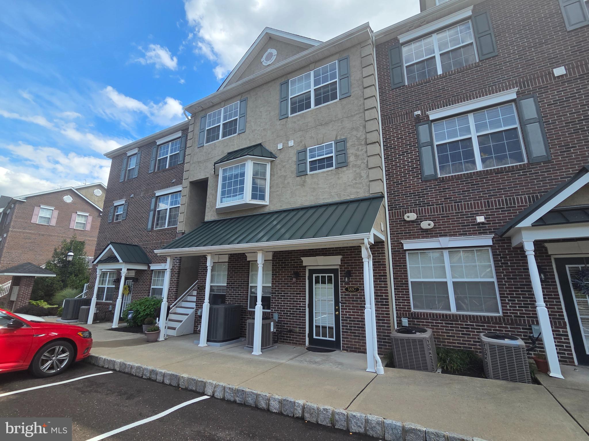 3885 ASHLAND DRIVE D-2