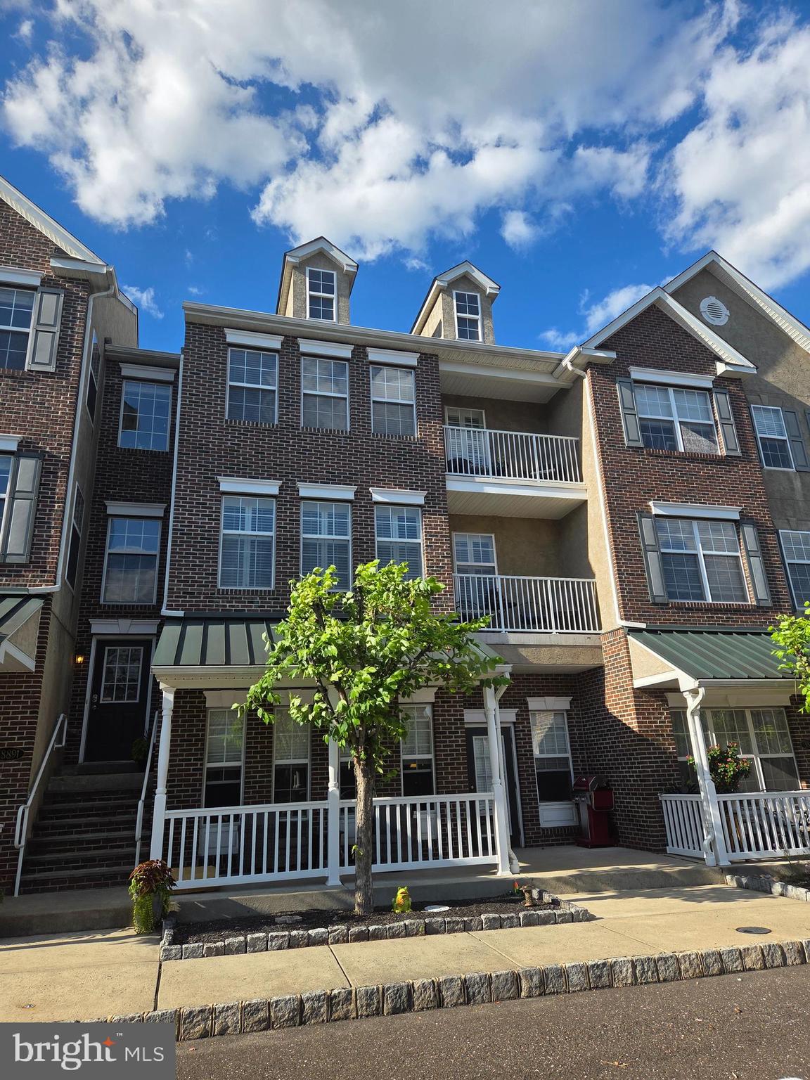 3885 ASHLAND DRIVE D-2