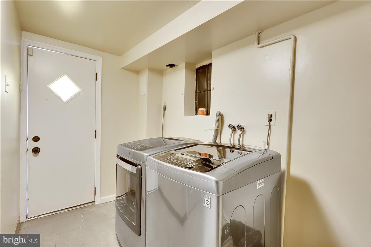 HYATTSVILLE HILLS - Residential