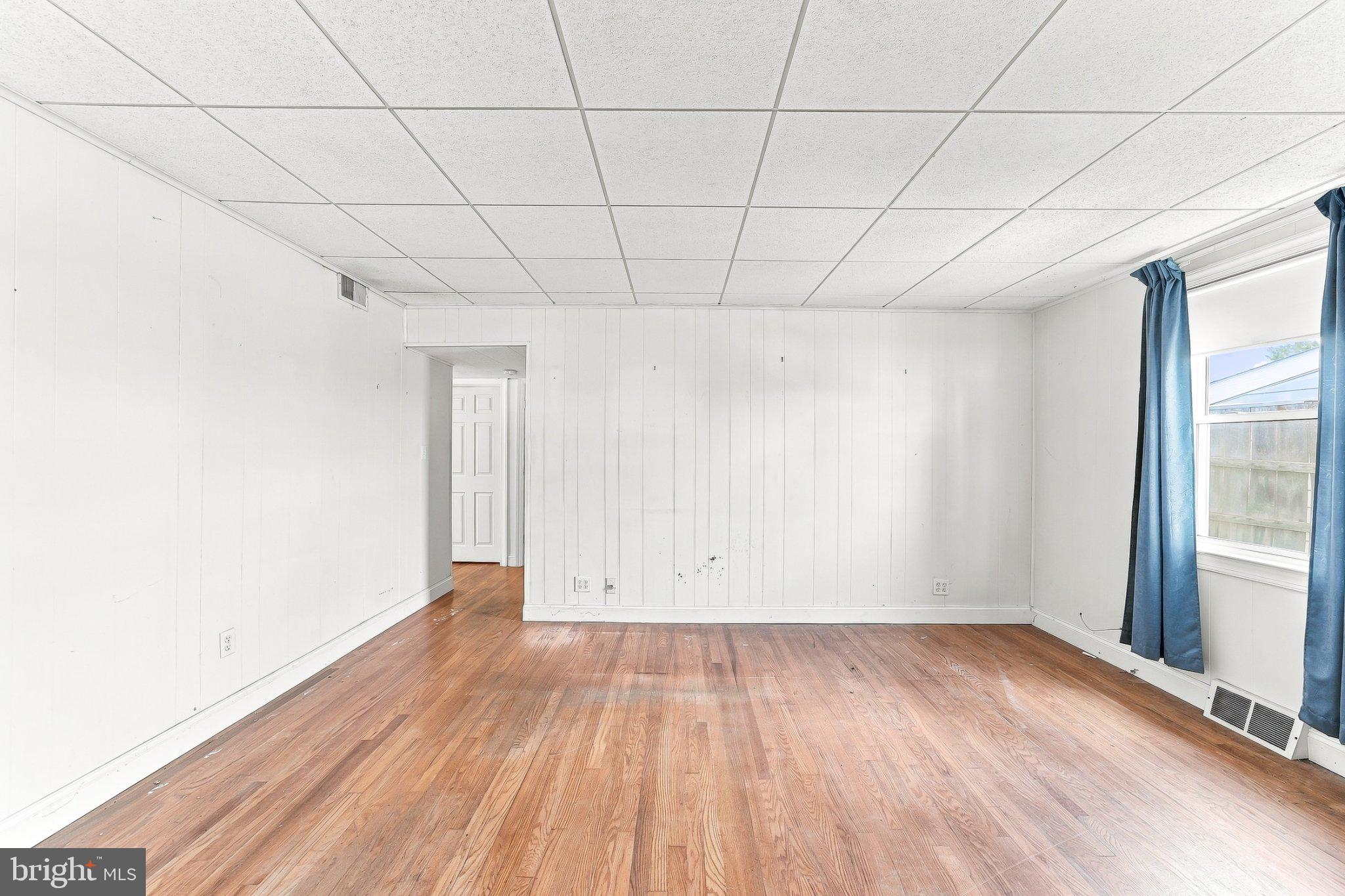 303 EXMORE AVENUE