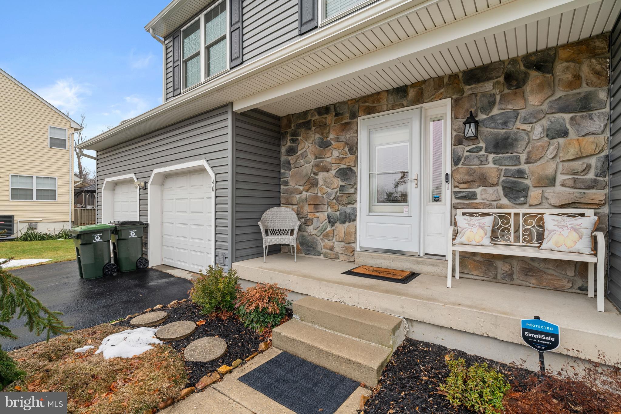 BEAVER RUN KNOLL - Residential