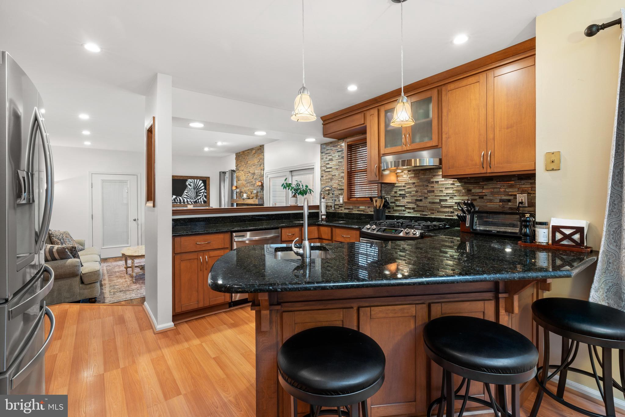 BEAVER RUN KNOLL - Residential