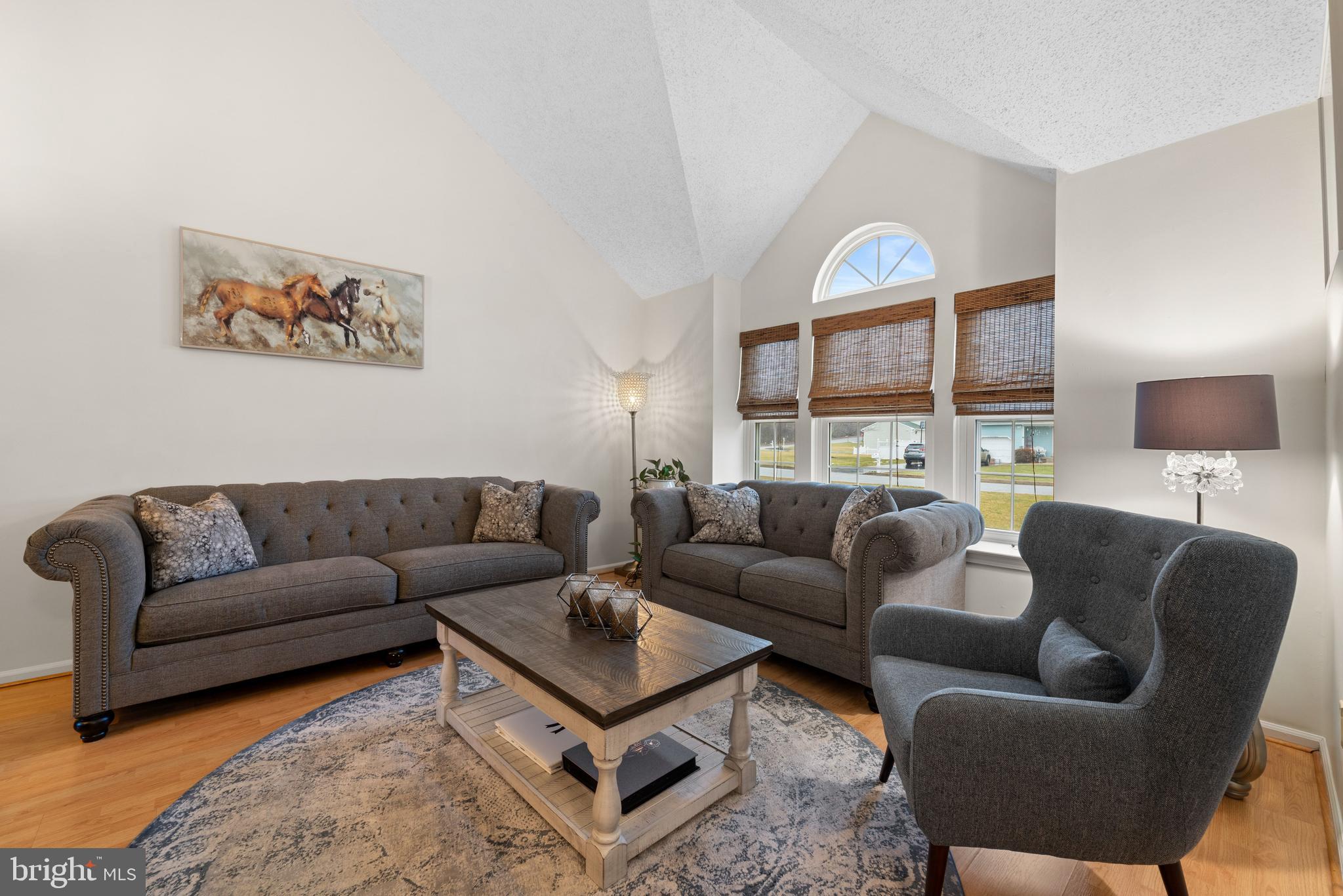 BEAVER RUN KNOLL - Residential