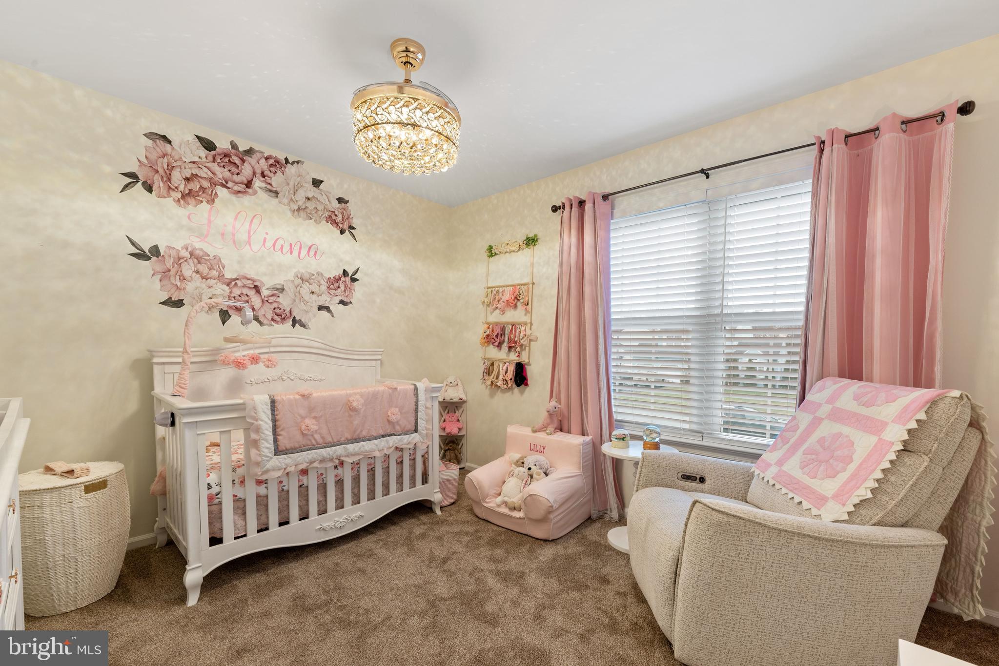 BEAVER RUN KNOLL - Residential