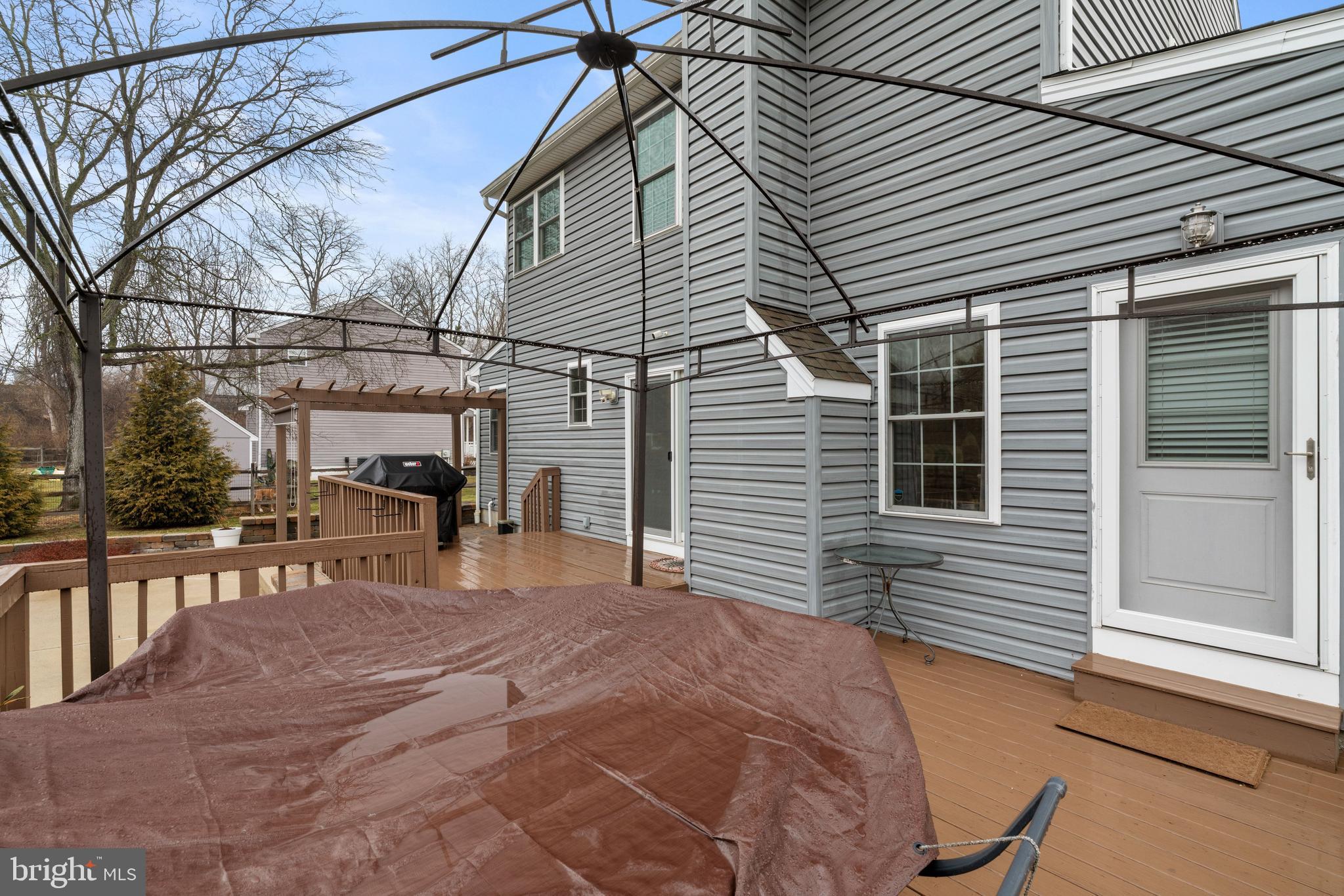 BEAVER RUN KNOLL - Residential