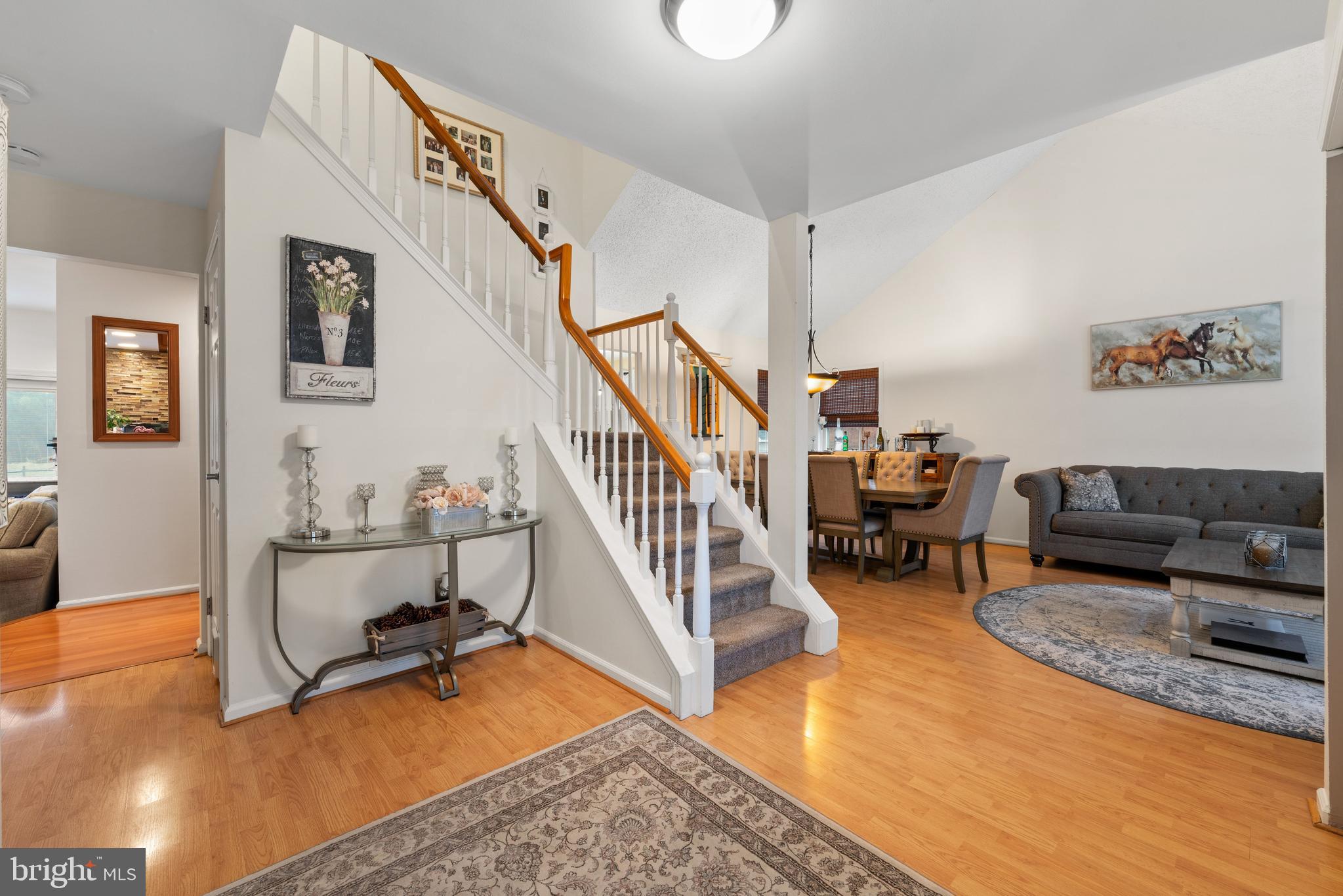 BEAVER RUN KNOLL - Residential