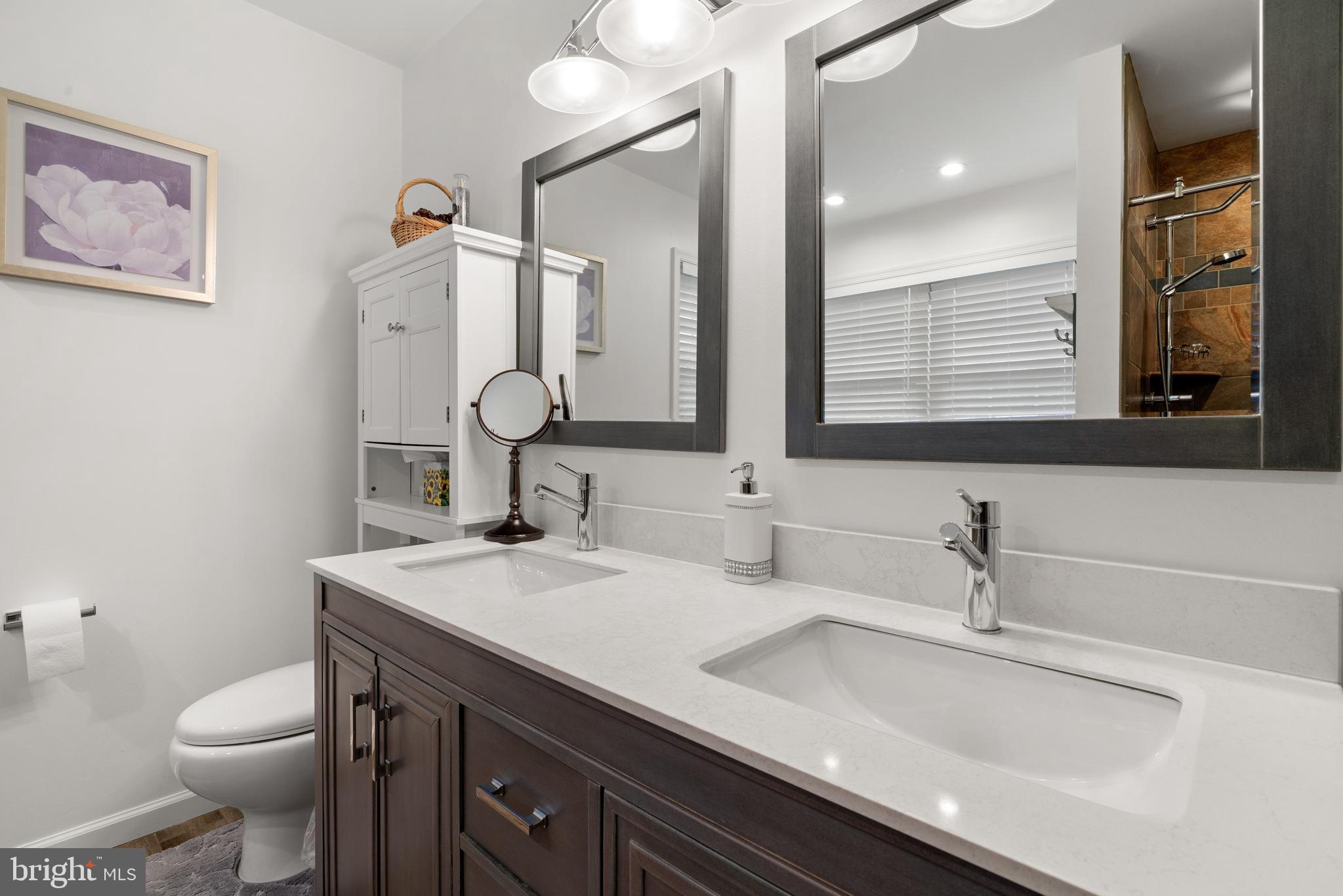 BEAVER RUN KNOLL - Residential