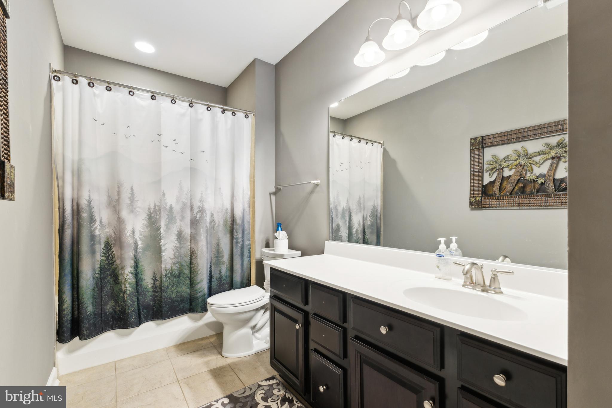 SEVEN HILLS - Residential