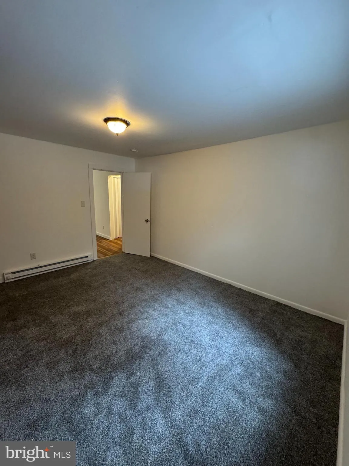 Browns Mills, New Jersey 08015, United States, 6 Bedrooms Bedrooms, ,Residential,Active,80098