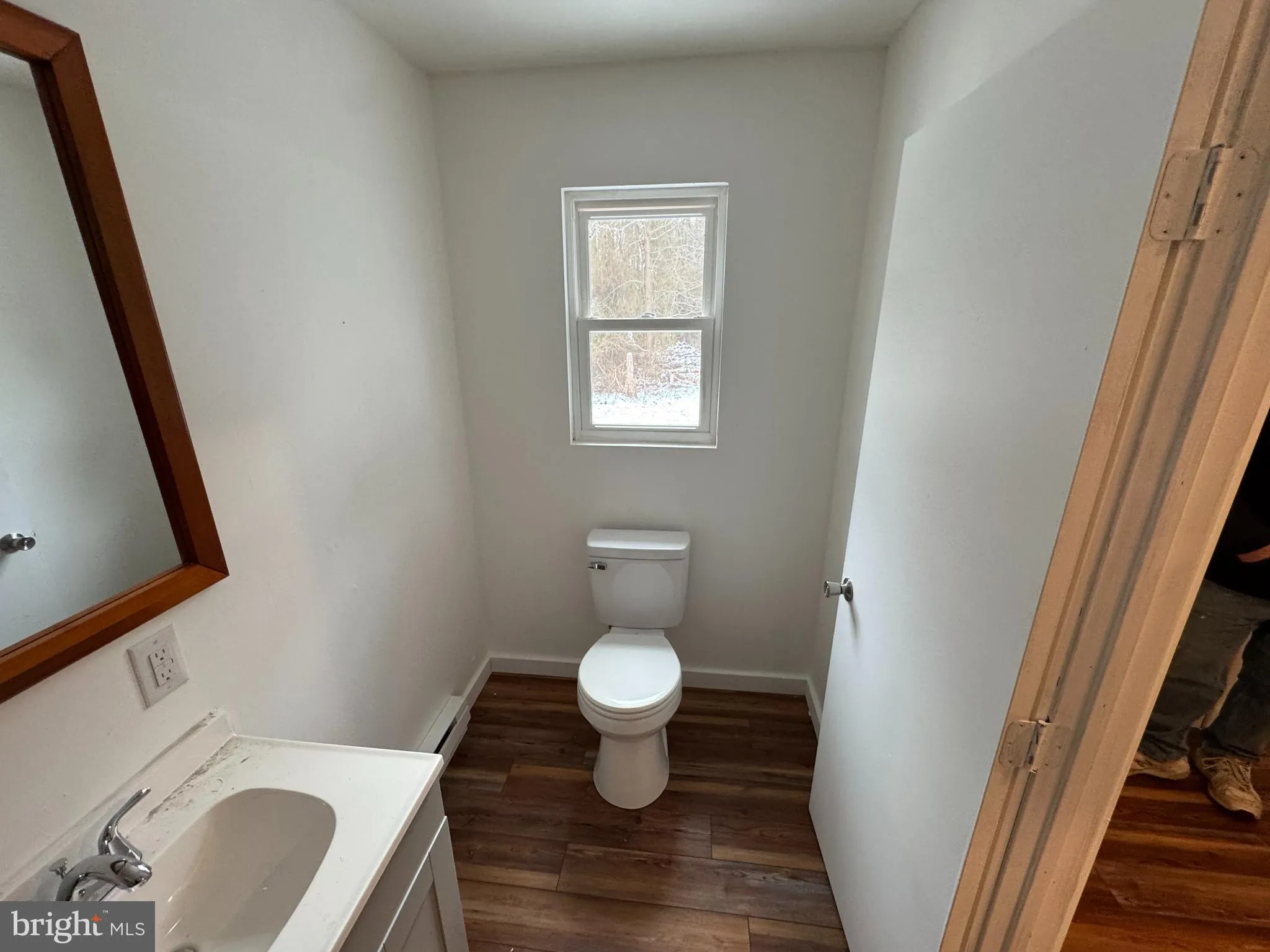 Browns Mills, New Jersey 08015, United States, 6 Bedrooms Bedrooms, ,Residential,Active,80098