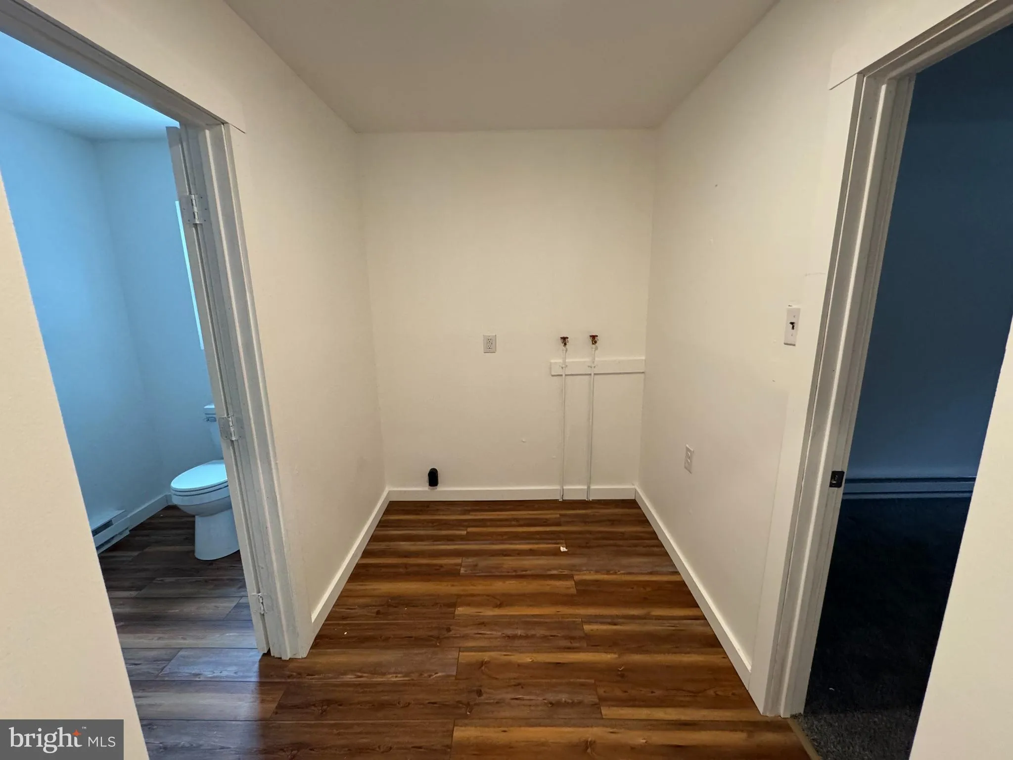 Browns Mills, New Jersey 08015, United States, 6 Bedrooms Bedrooms, ,Residential,Active,80098