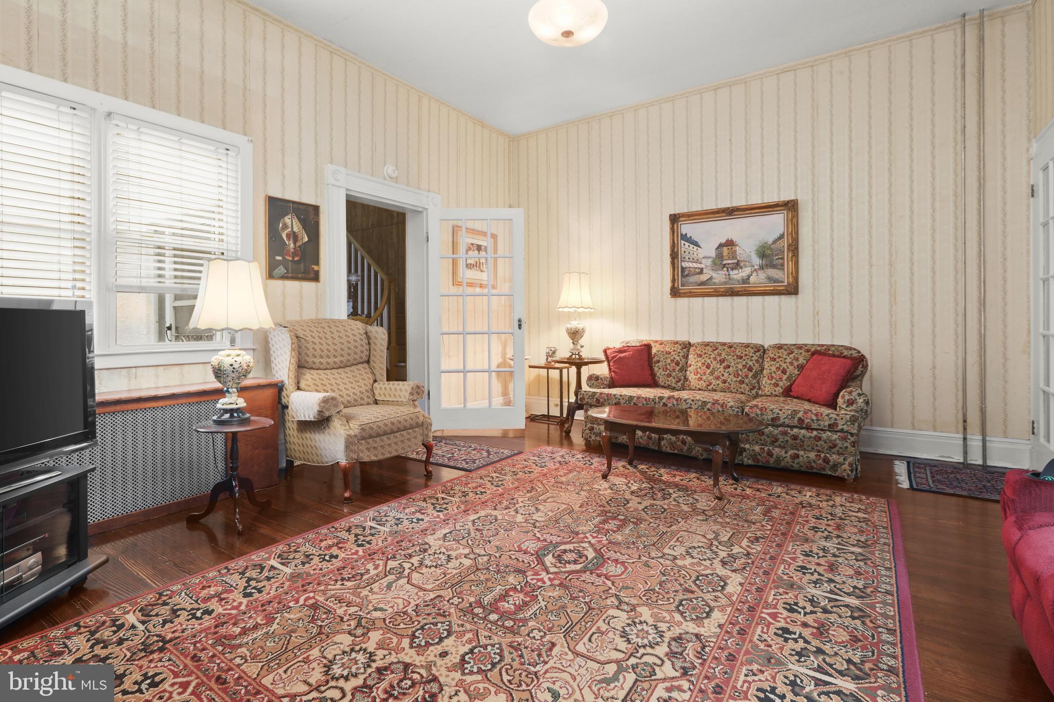 LITTLE ITALY - Residential