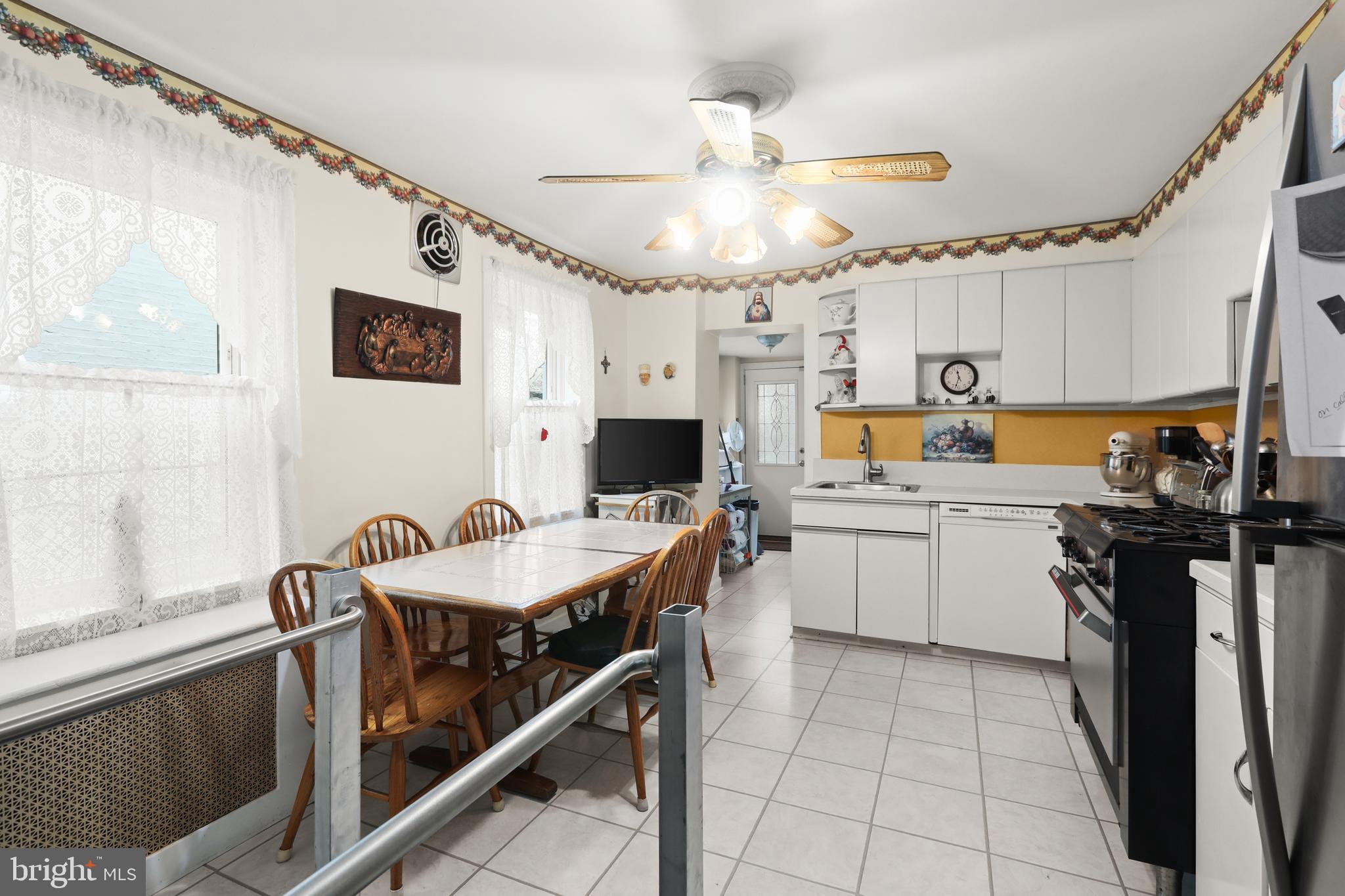 LITTLE ITALY - Residential