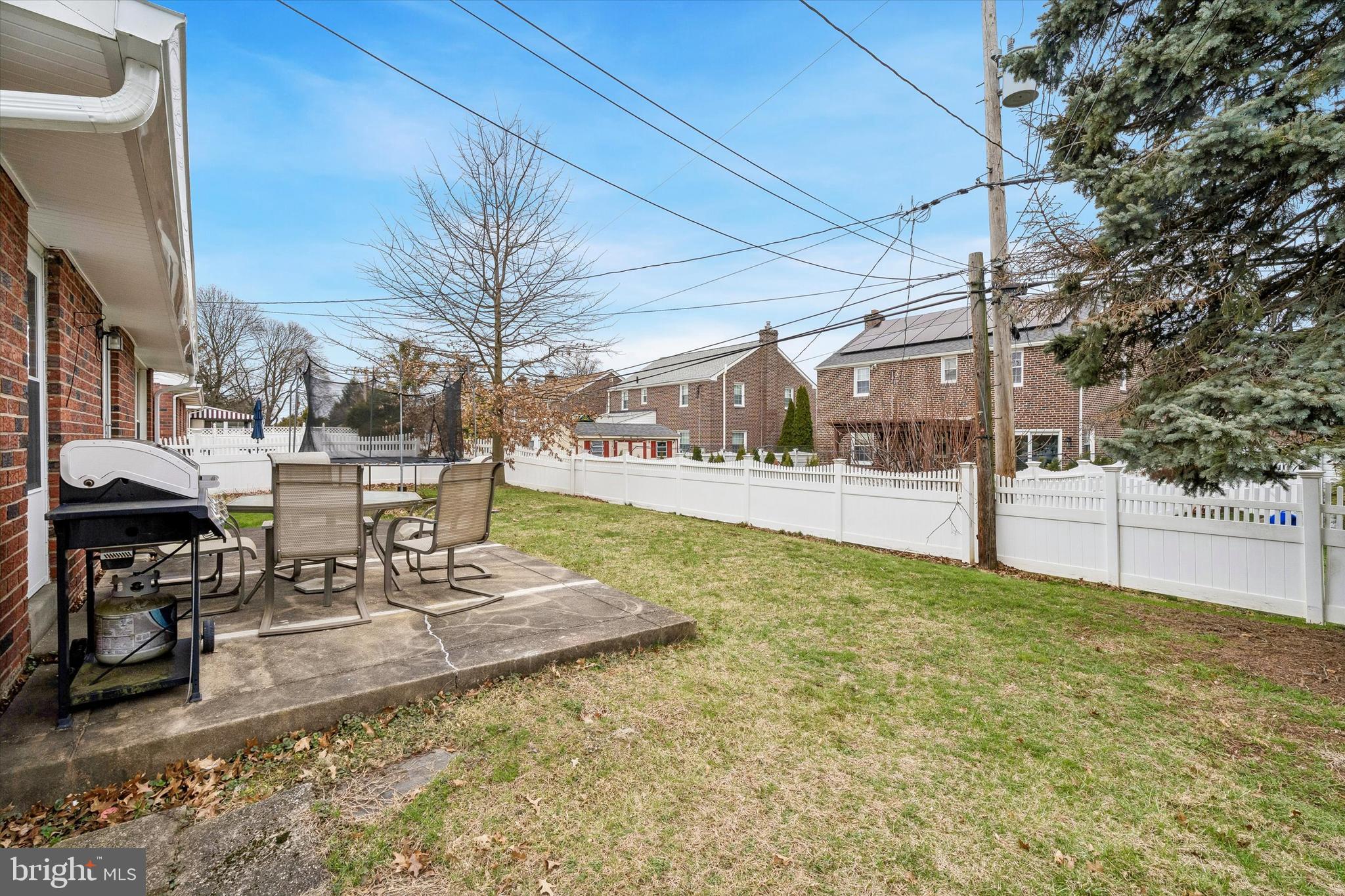 LYNNWOOD - Residential