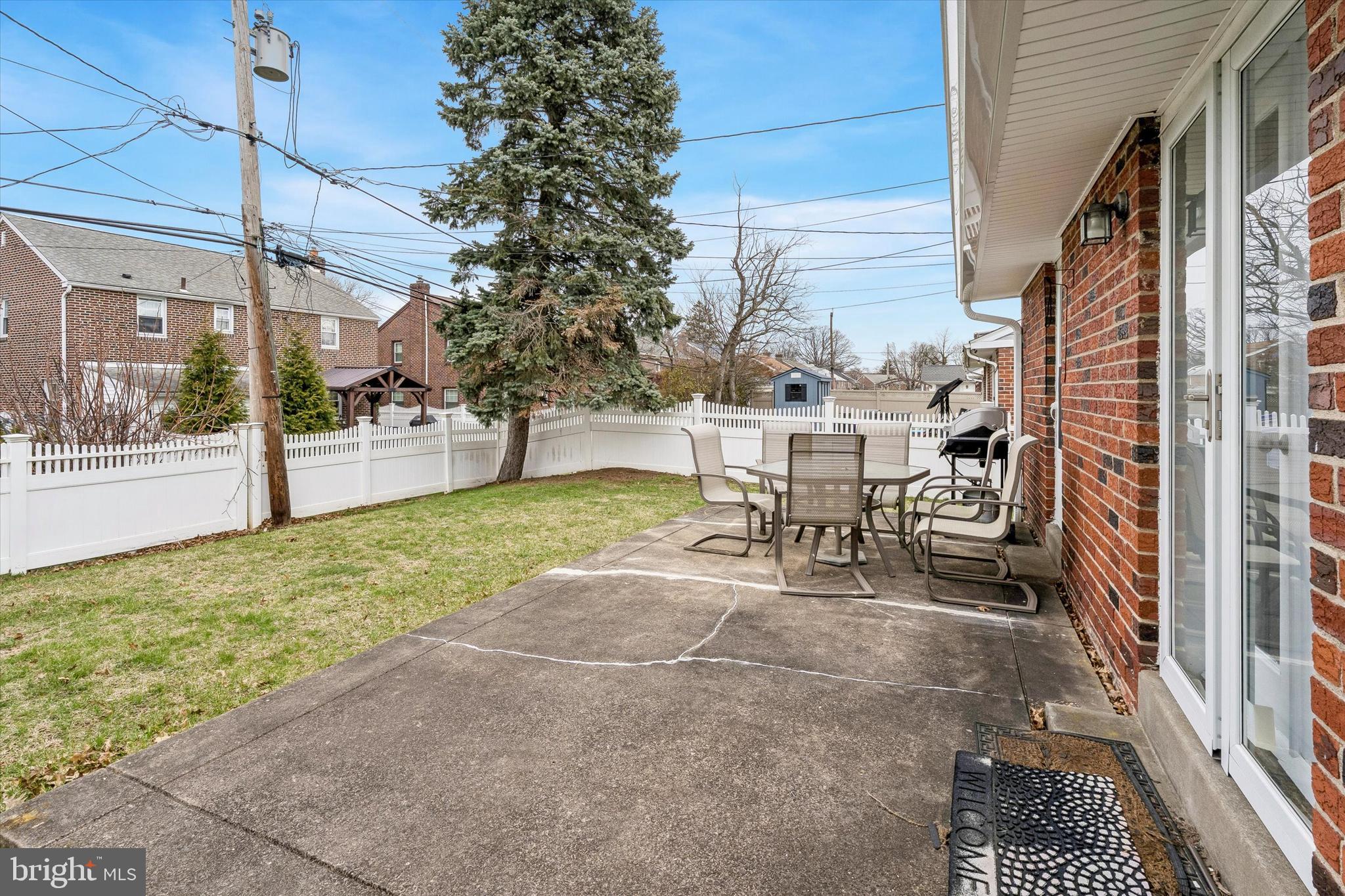 LYNNWOOD - Residential