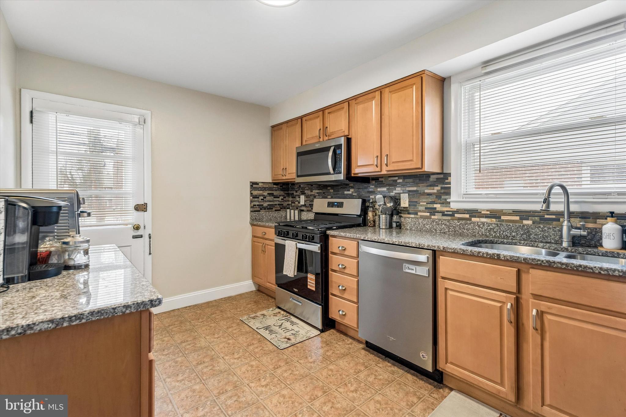 LYNNWOOD - Residential