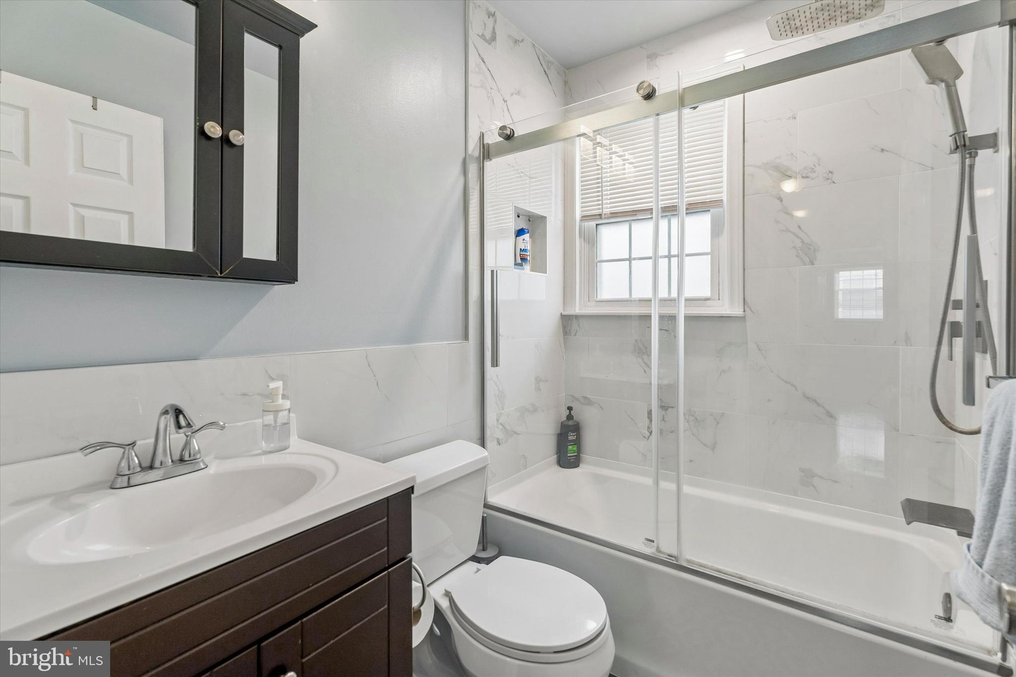 LYNNWOOD - Residential