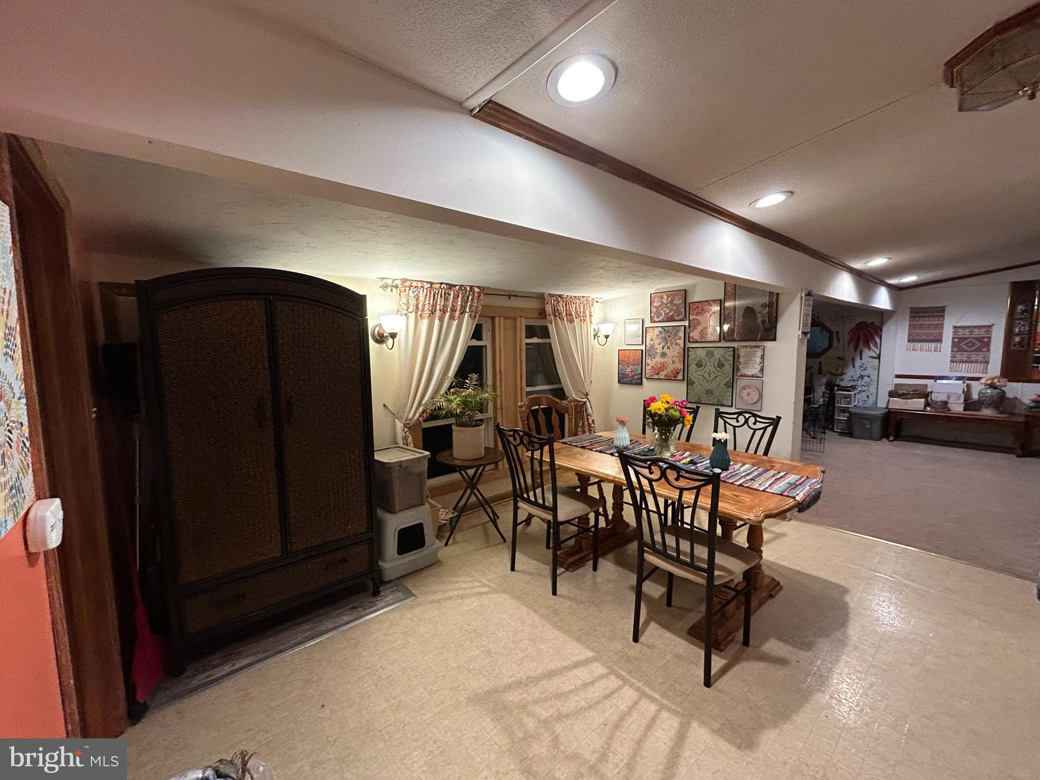 ROUND TOP MOBILE HOME PARK - Residential
