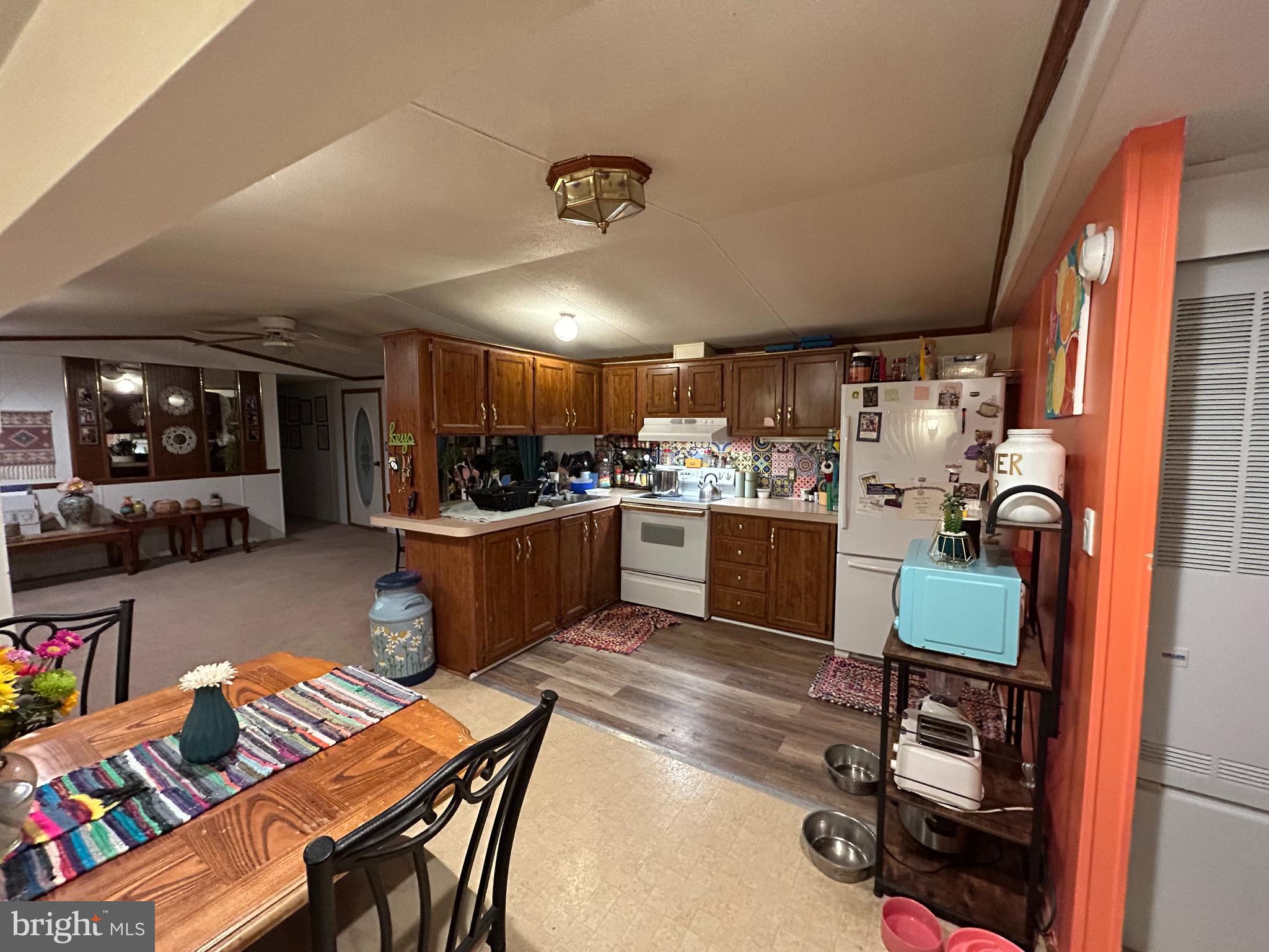 ROUND TOP MOBILE HOME PARK - Residential