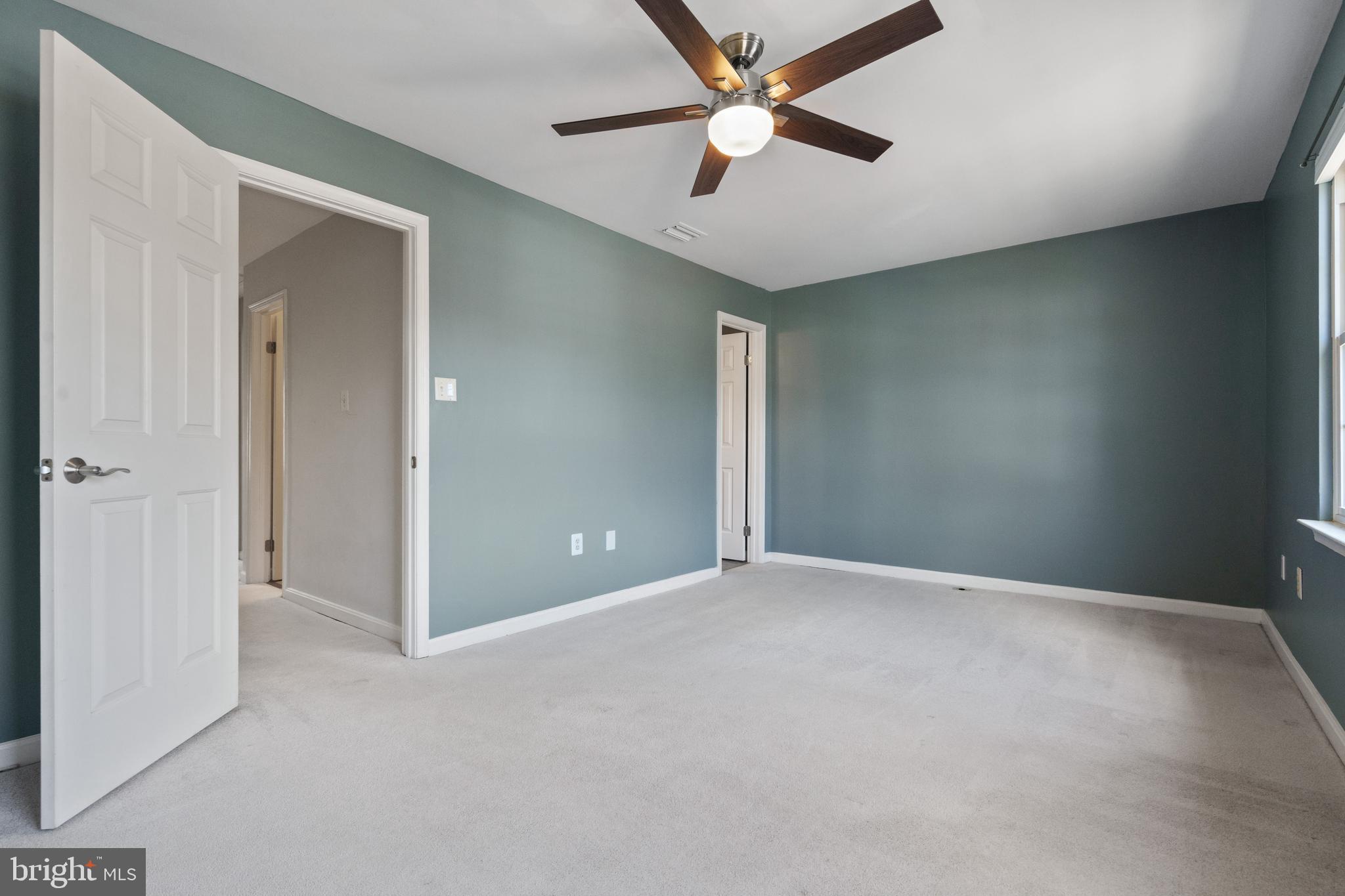 CLIFTON TOWNES - Residential