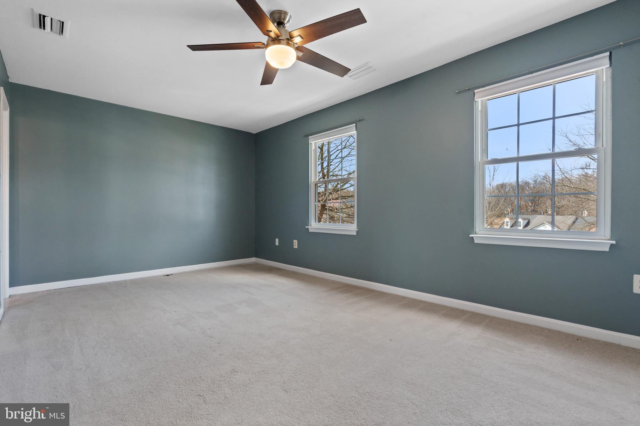 CLIFTON TOWNES - Residential