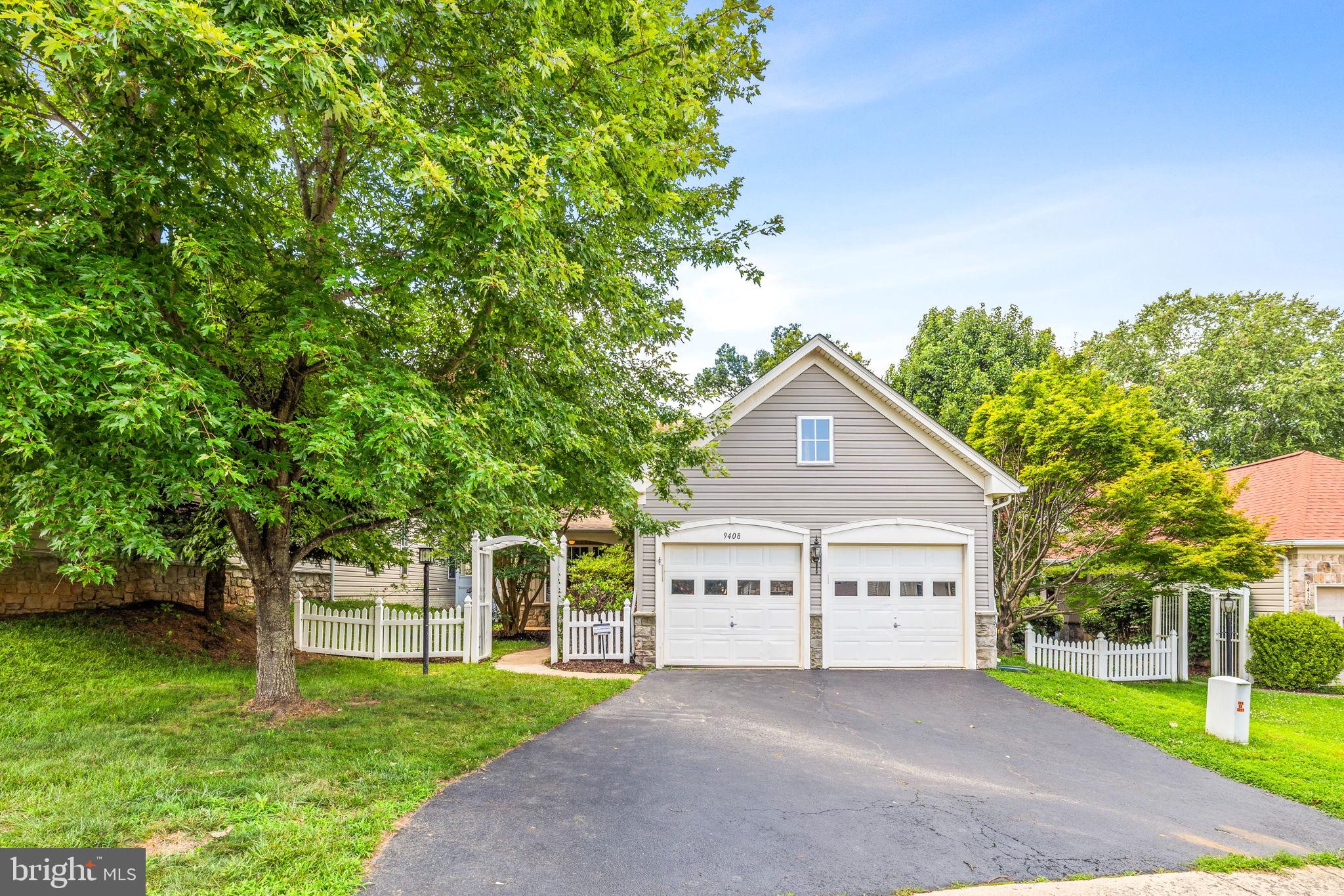BLOOMS CROSSING/PRIMROSE - Residential