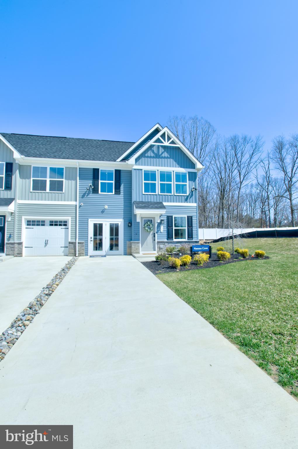 112 RED LION COURT