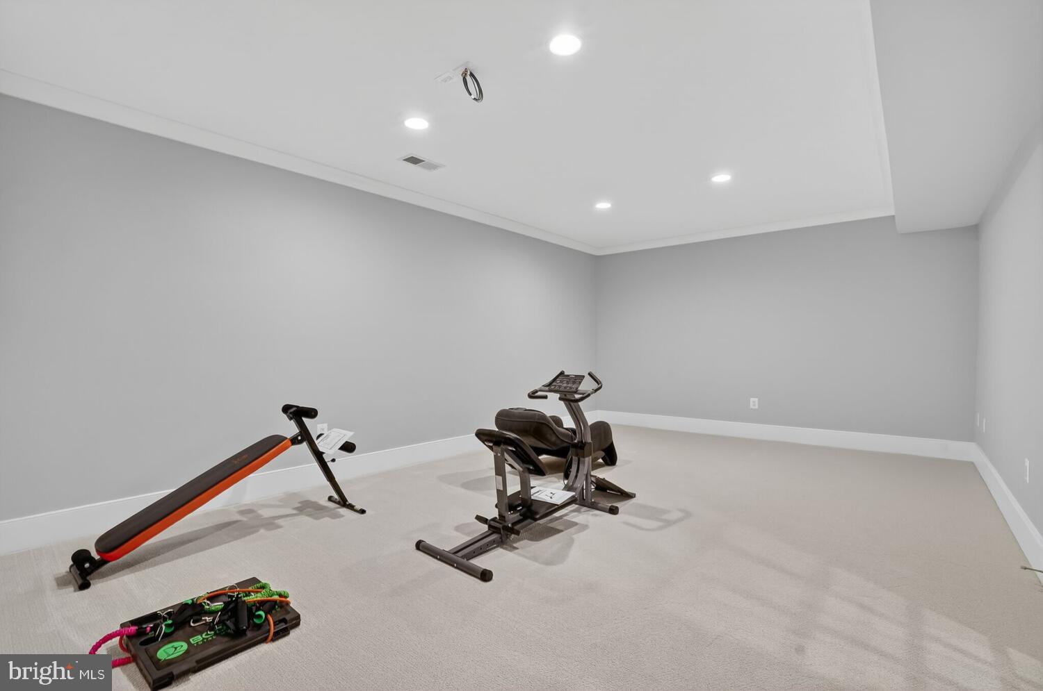 NORTH ARLINGTON - Residential