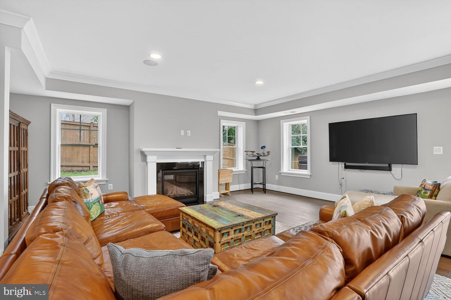 NORTH ARLINGTON - Residential