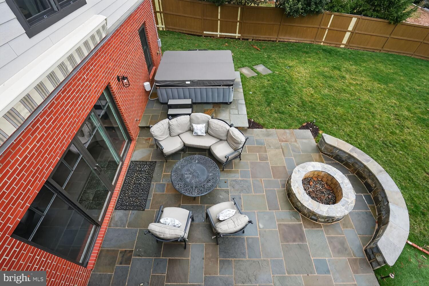 NORTH ARLINGTON - Residential