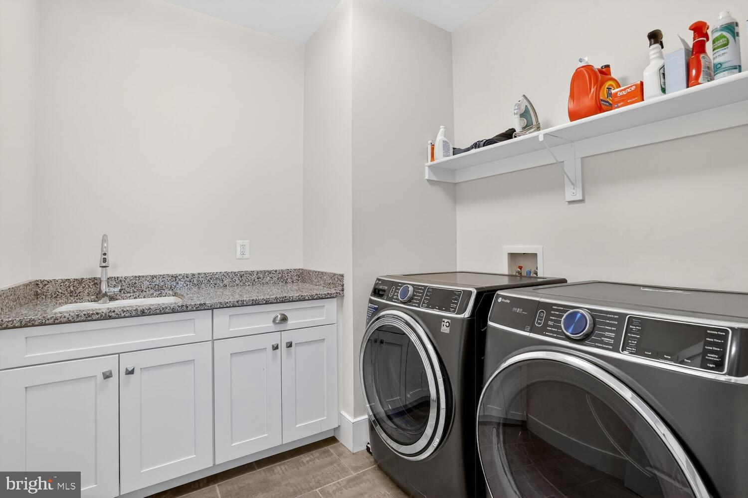 NORTH ARLINGTON - Residential