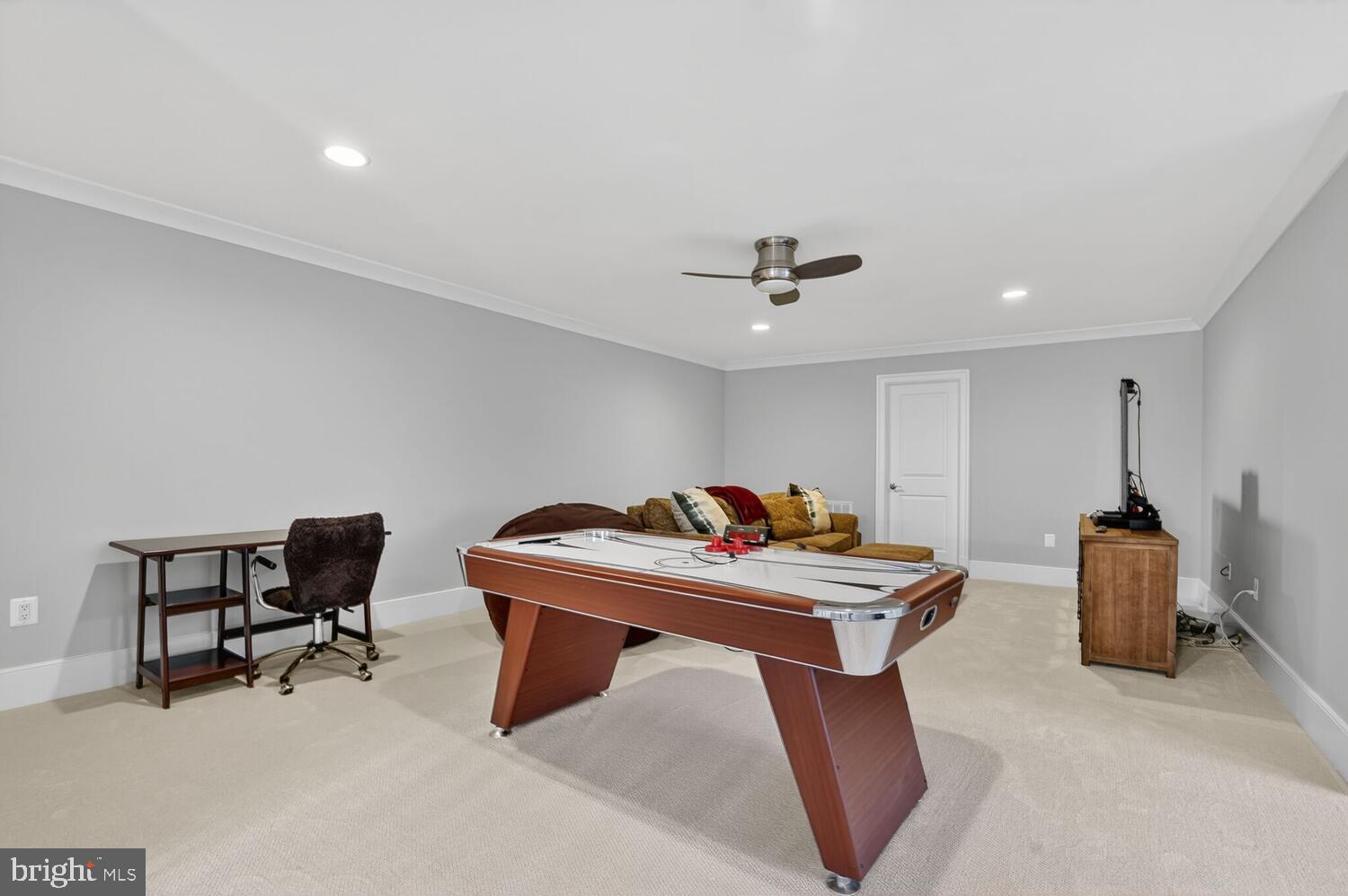 NORTH ARLINGTON - Residential