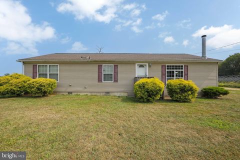 Homes For Sale - 54 Three Bridge Road<br/> MONROEVILLE, NJ 08343