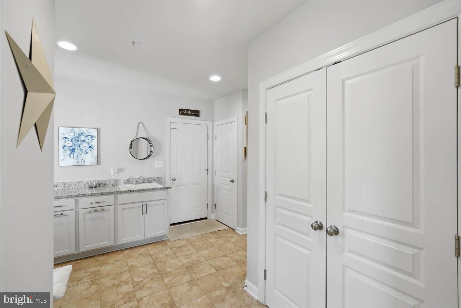 SARANAC - Residential