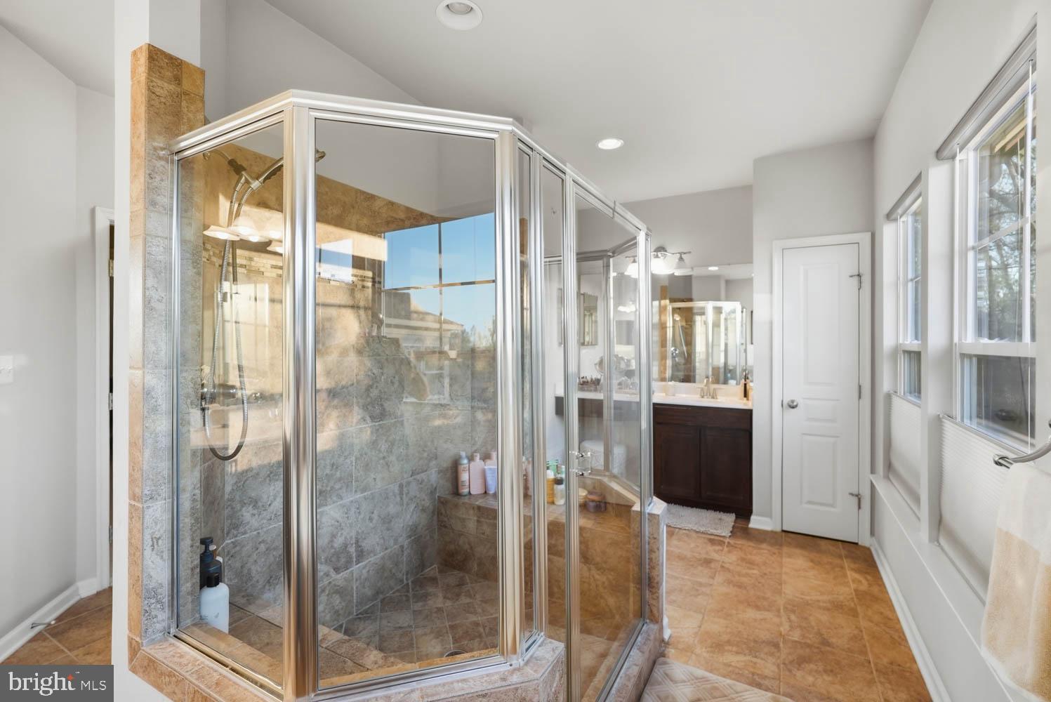 SARANAC - Residential