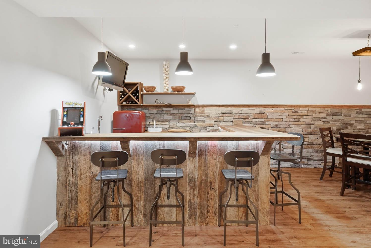 SARANAC - Residential