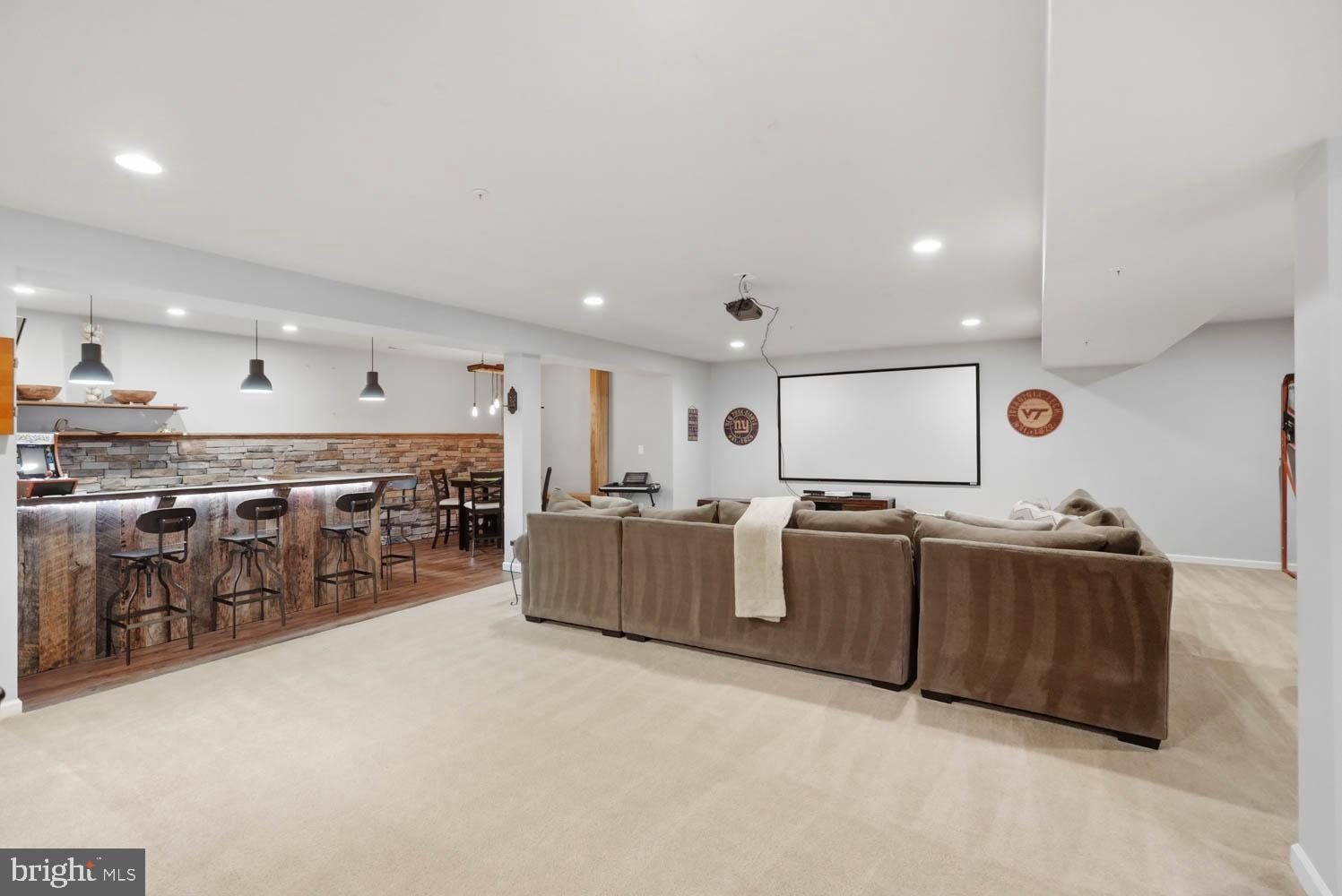 SARANAC - Residential