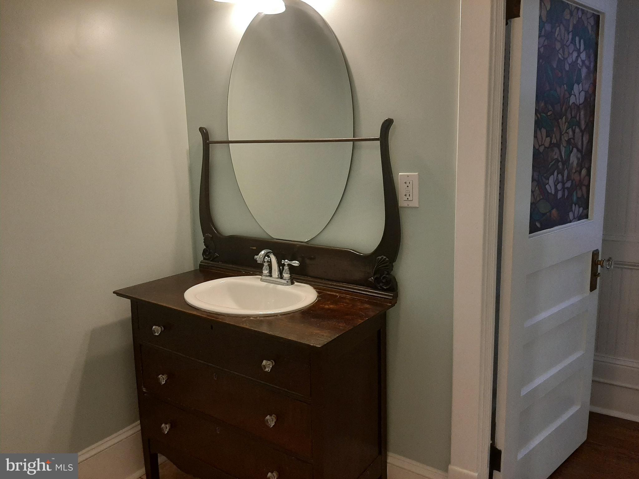 WINCHESTER CITY - Residential Lease