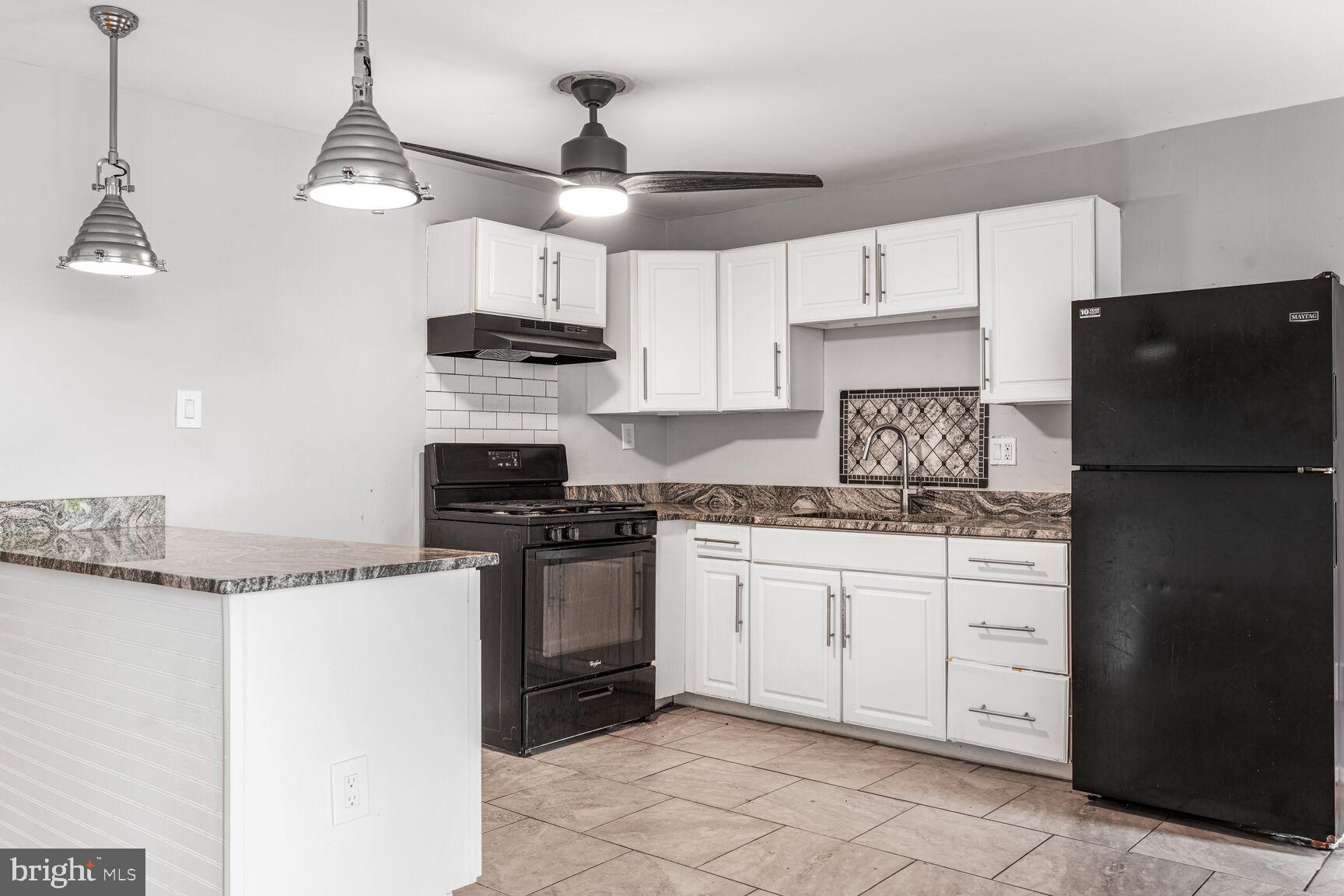 Don’t miss out on this exceptional opportunity to rent a spacious condo offering 3 bedrooms and 1.5 baths. With nearly all utilities covered—just electricity and internet excluded—you can enjoy a hassle-free living experience.
This competitively priced condo features a generous balcony and an assigned parking space, along with access to a vibrant community pool, perfect for relaxation and recreation. Benefit from unparalleled convenience with swift access to major routes, including I-495, I-95, Pennsylvania Avenue, and Ritchie Marlboro Road, making your commute to DC, MD, and VA seamless. Plus, public transportation is just a stone's throw away, with a Metro bus stop conveniently located right outside the complex on Pennsylvania Avenue. Ample parking is also available on the property, further enhancing your ease of living.