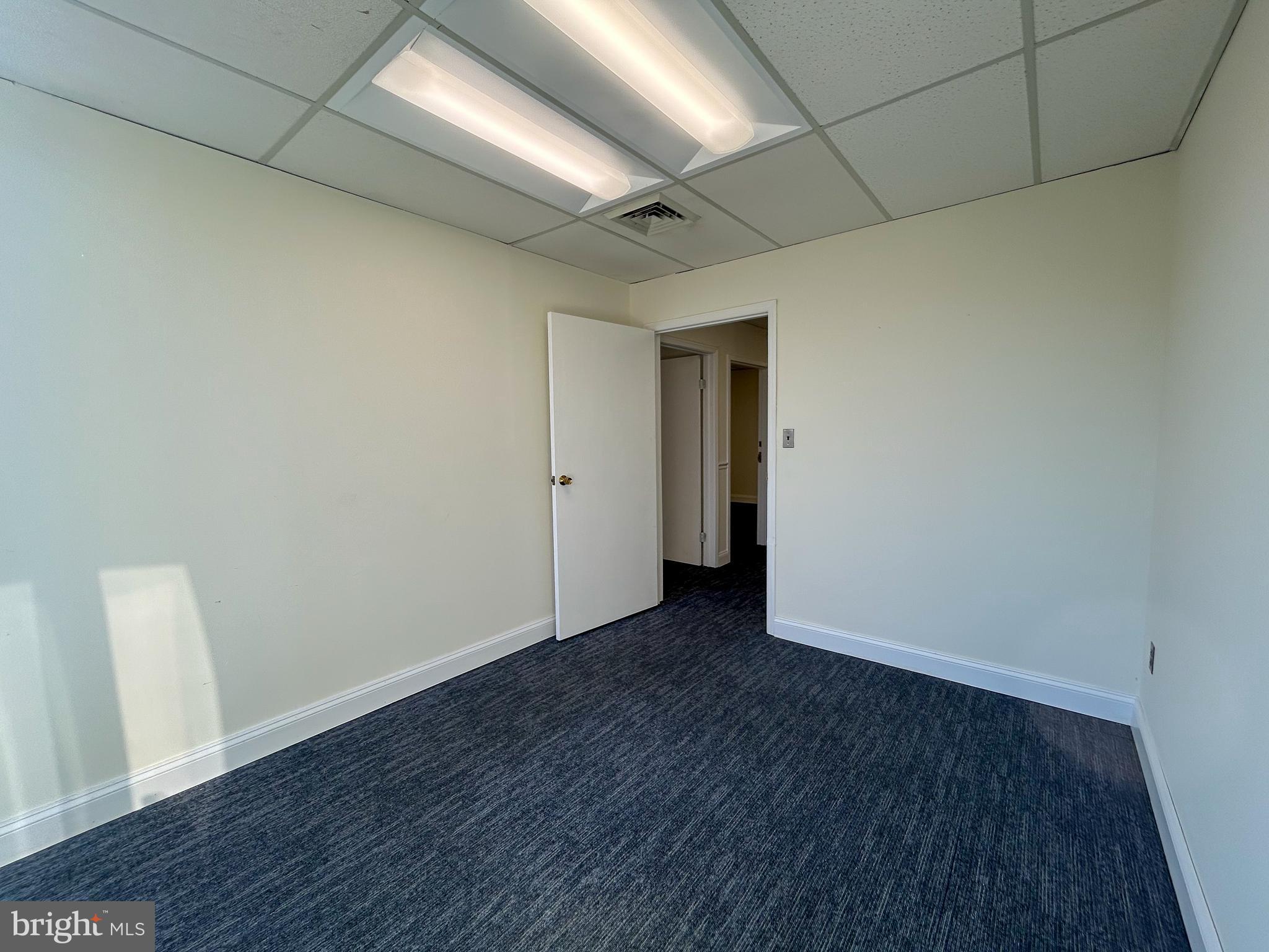 TOWSON - Commercial Sale