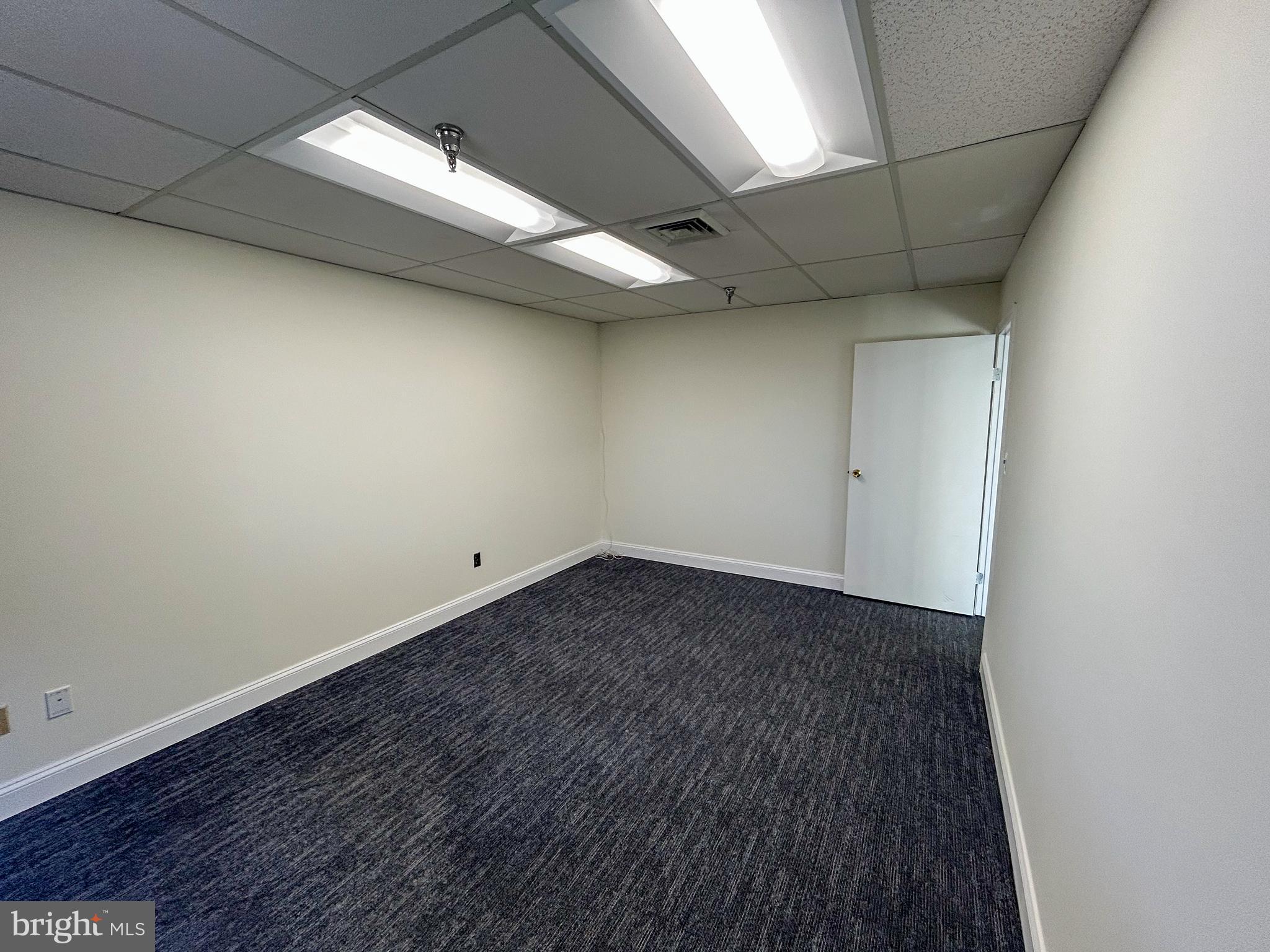 TOWSON - Commercial Sale