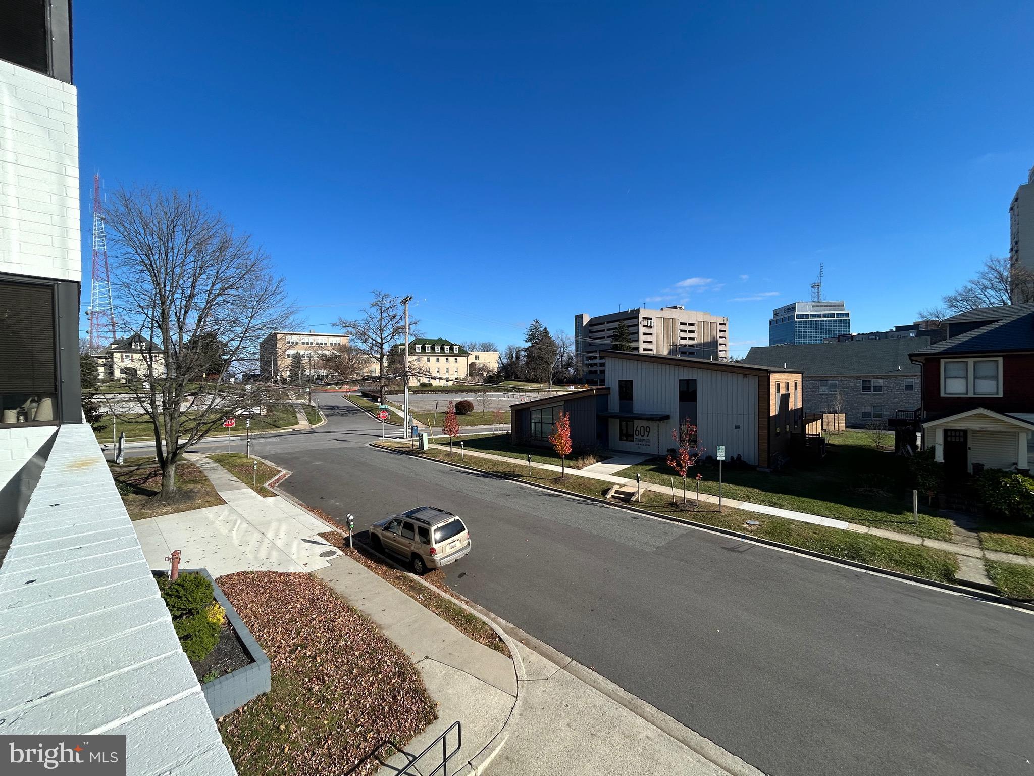 TOWSON - Commercial Sale