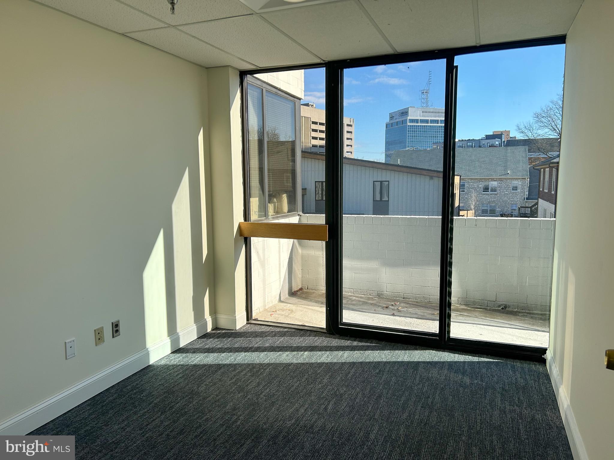 TOWSON - Commercial Sale