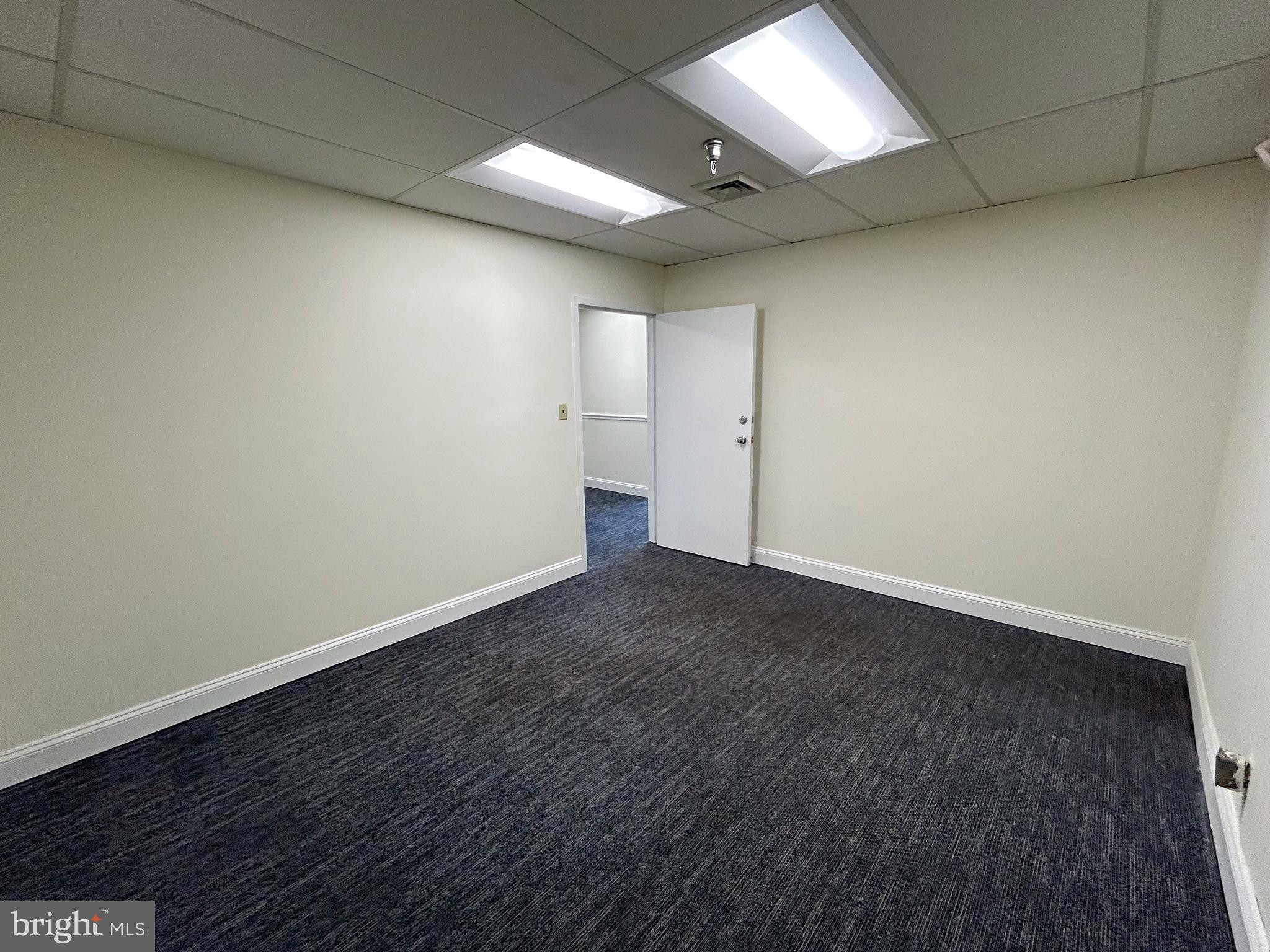 TOWSON - Commercial Sale