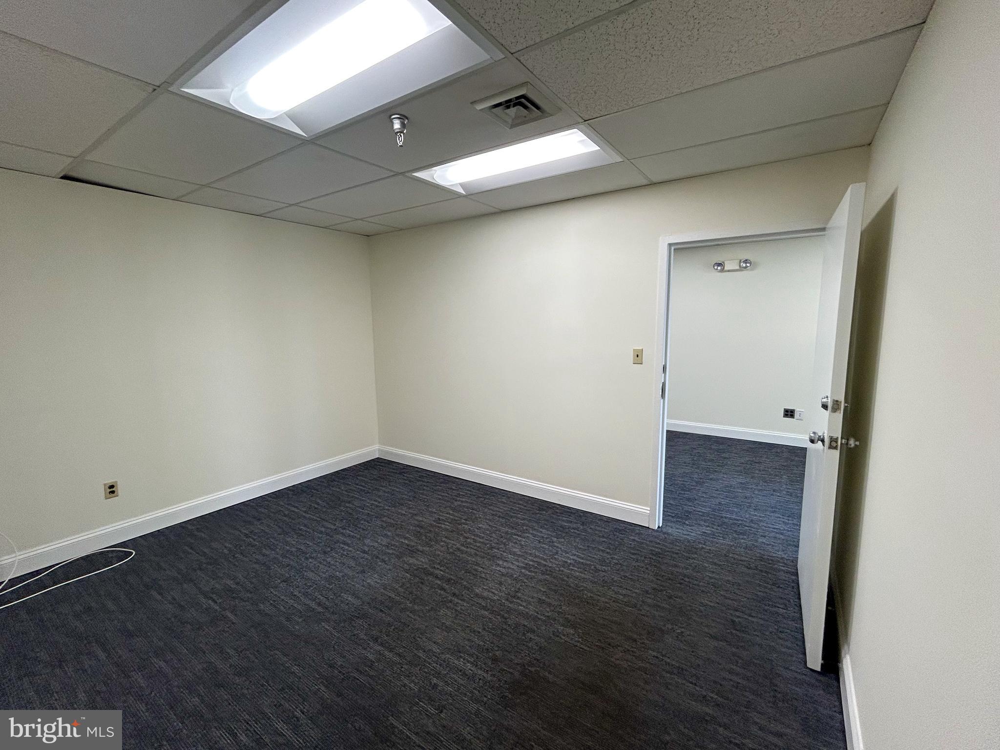 TOWSON - Commercial Sale